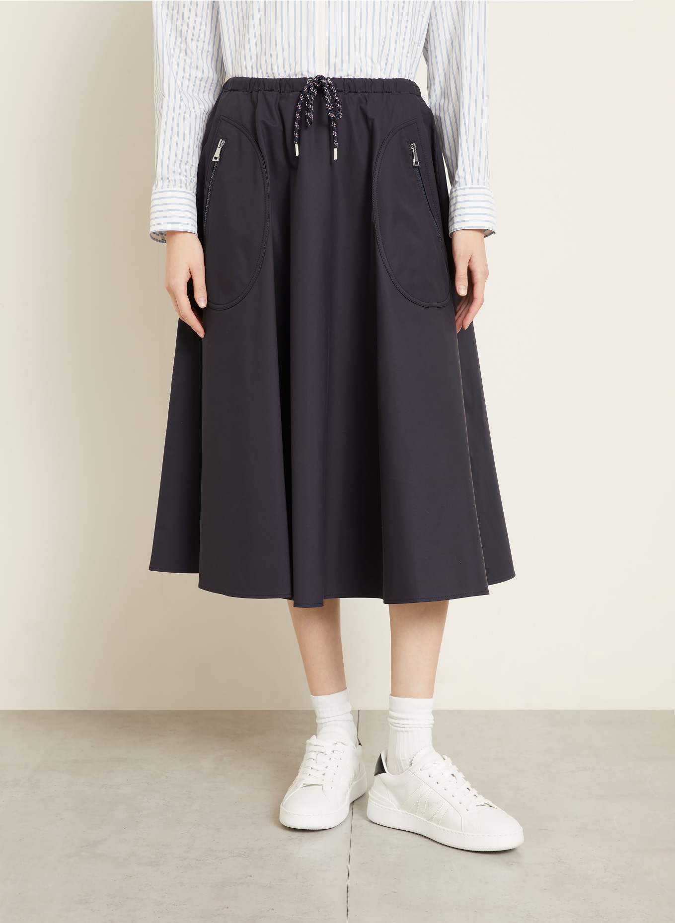 MONCLER Rock: DUNKELBLAU