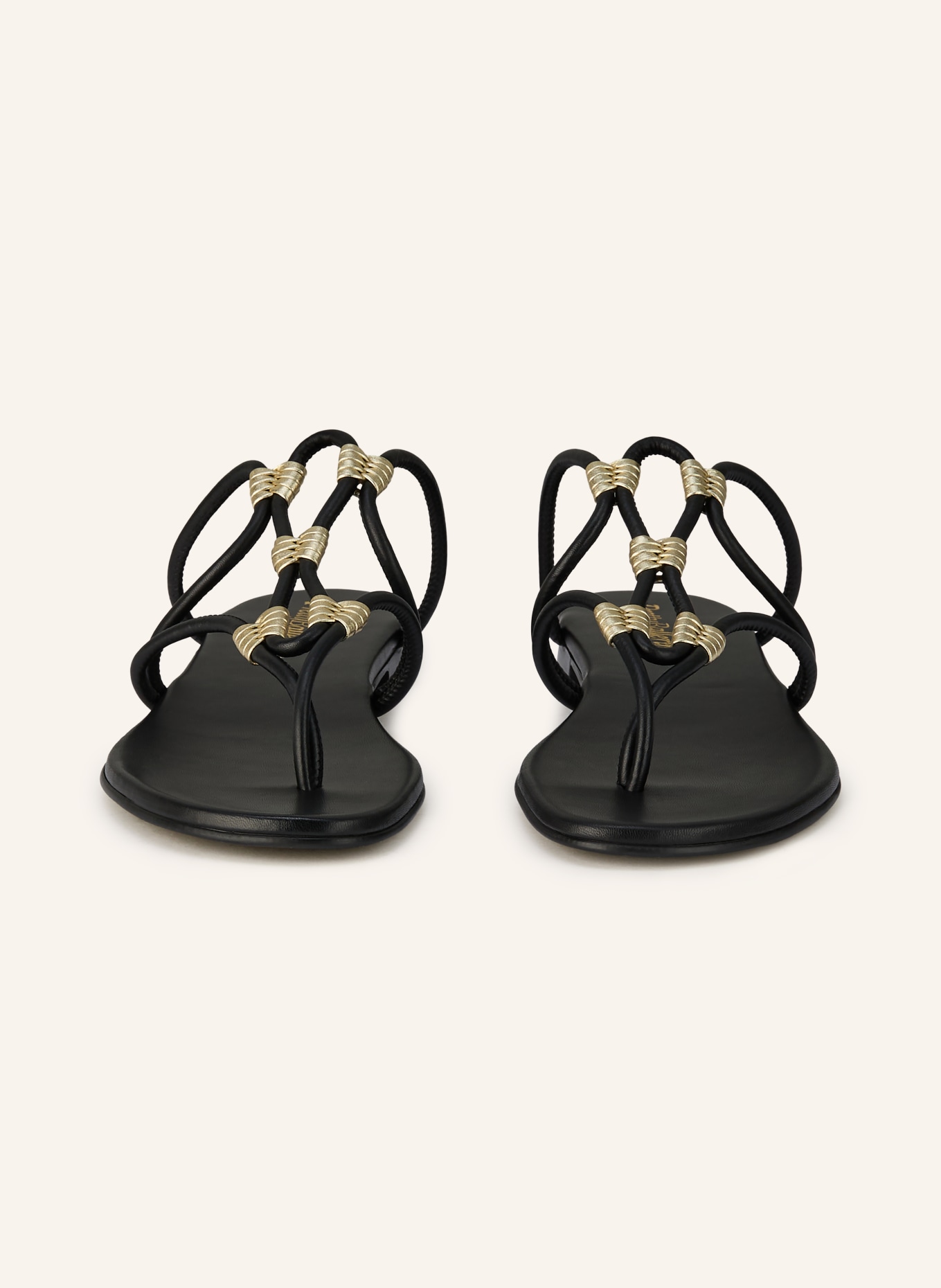 Pretty Ballerinas toe separator: BLACK / GOLD