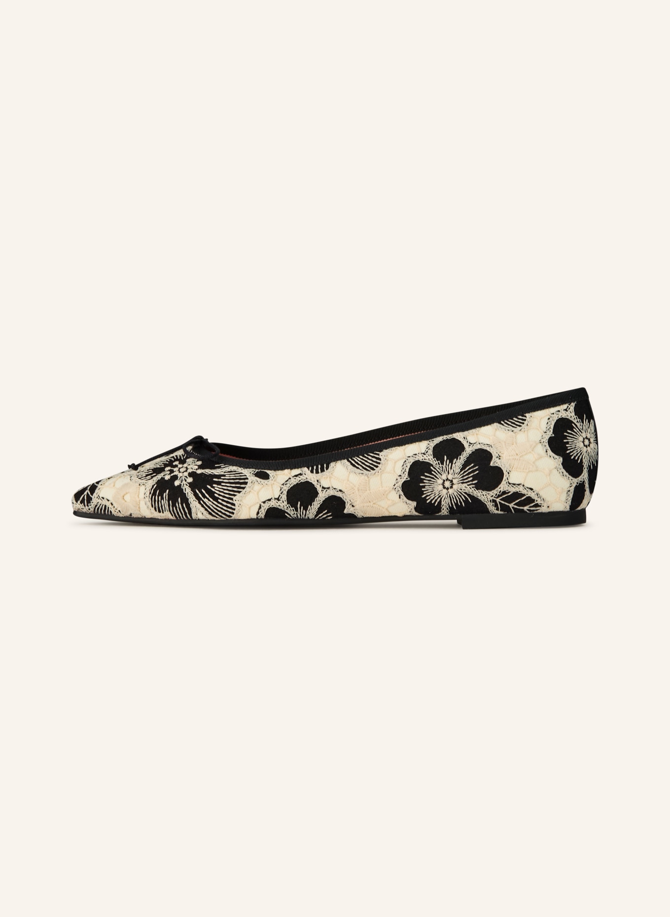 Pretty Ballerinas Ballerina flats FIELD: ECRU / BLACK