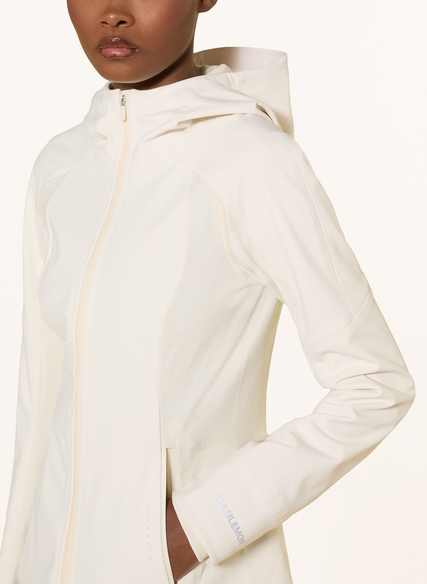 lululemon Jacke CROSS CHILL PERFORMANCE: CREME