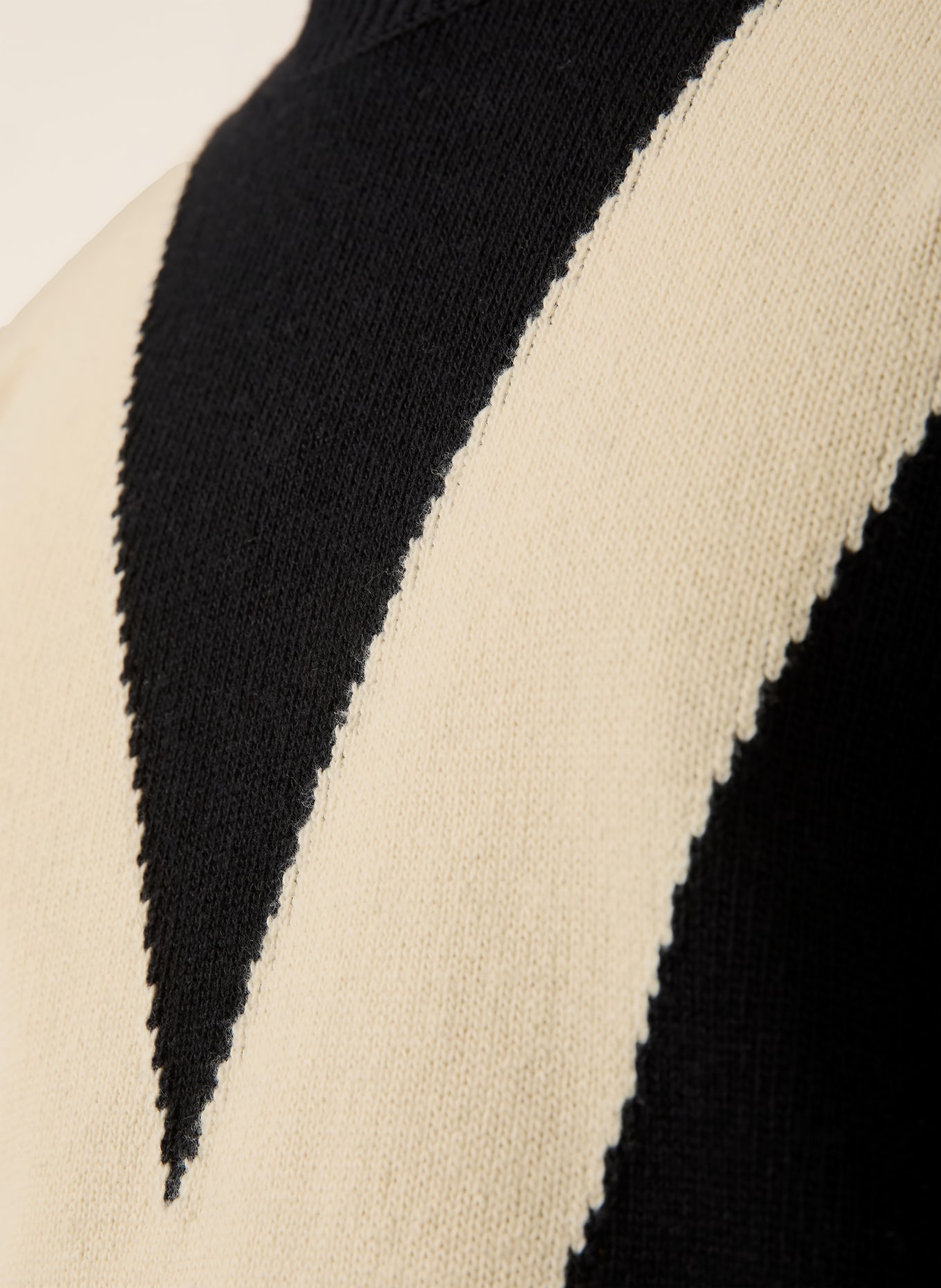 VALENTINO sweter: CZARNY / KREMOWY