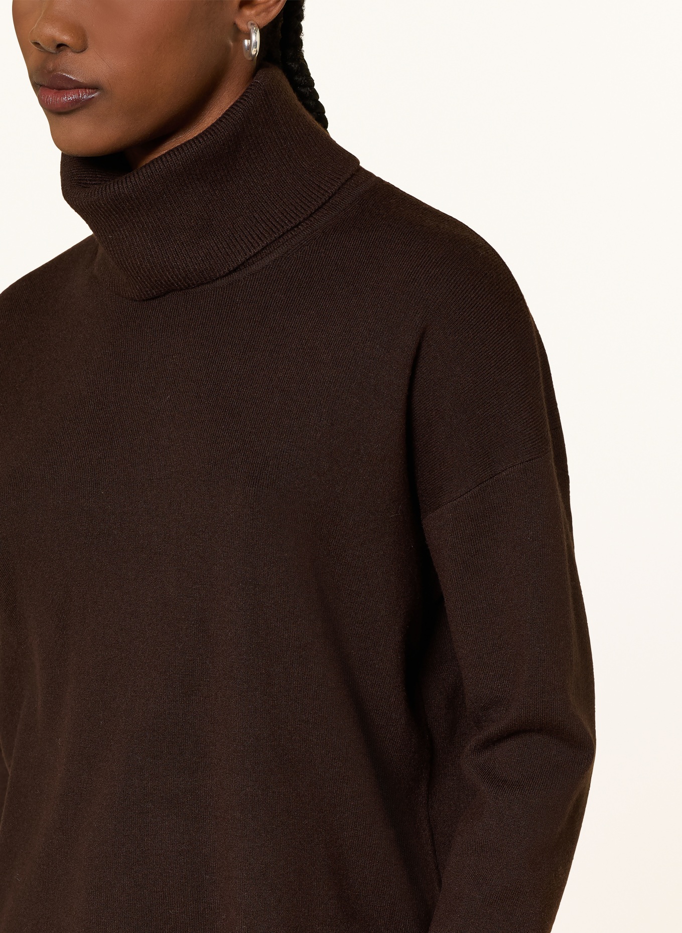 HOBBS YVETTE turtleneck sweater: DARK BROWN