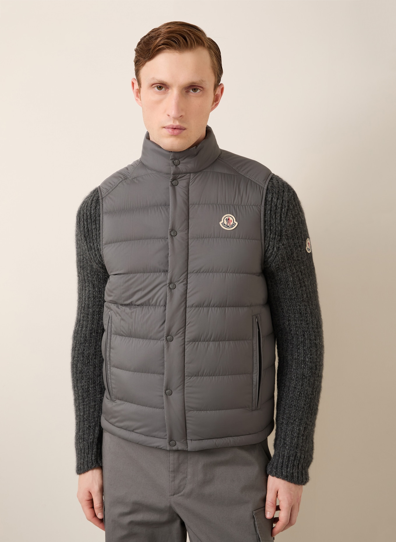 MONCLER Gilet en duvet BARTHE: GRIS