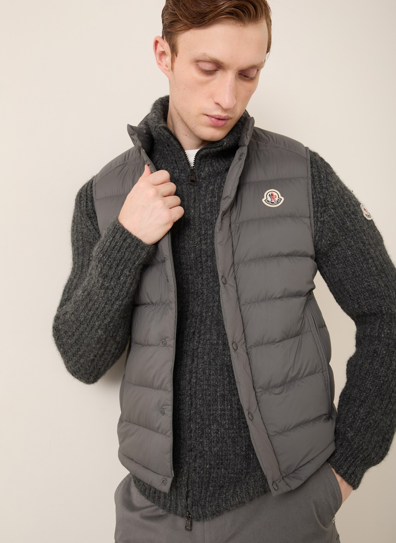 MONCLER Gilet en duvet BARTHE: GRIS