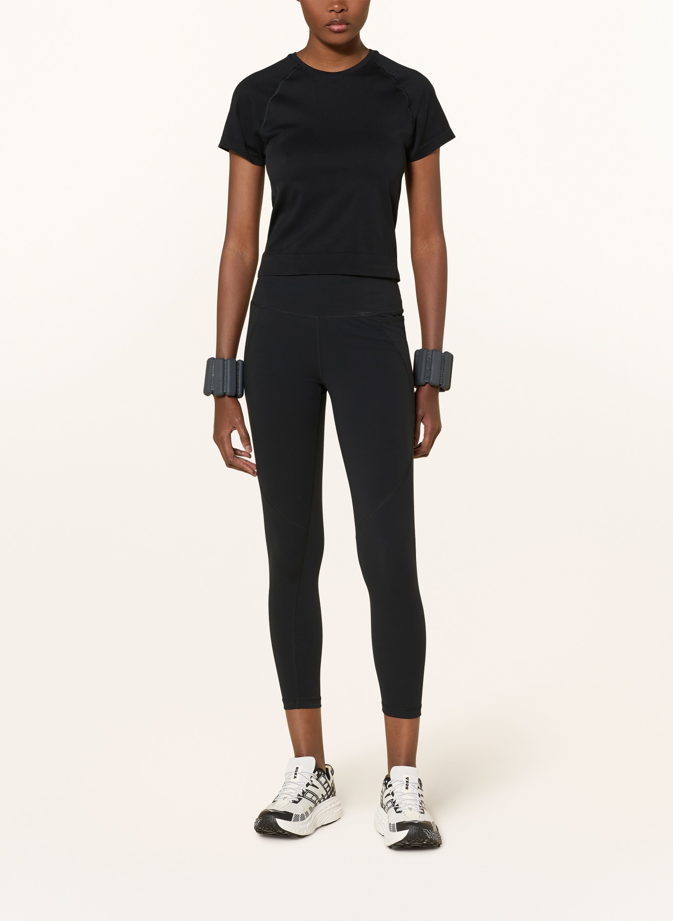 Sweaty Betty Laufshirt ATHLETE CROP: SCHWARZ