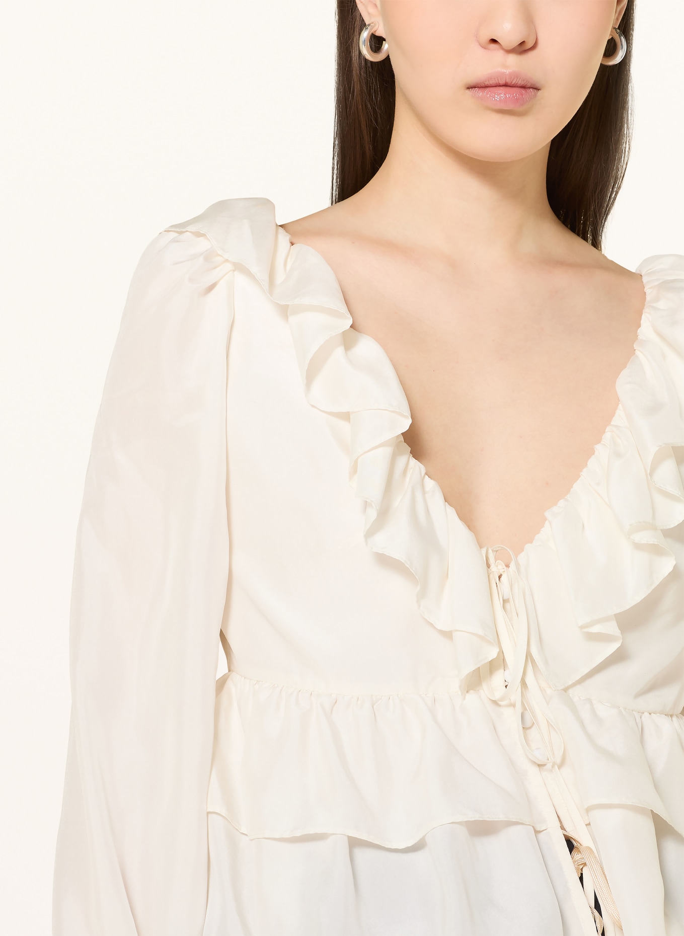 DOROTHEE SCHUMACHER Hedvábná blůza PLAYFUL VOLUMES s volány: KRÉMOVÁ