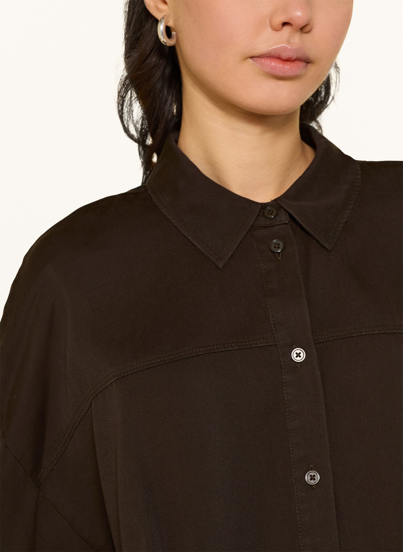 OPUS Převlečná bunda FYNAMO: TMAVĚ HNĚDÁ