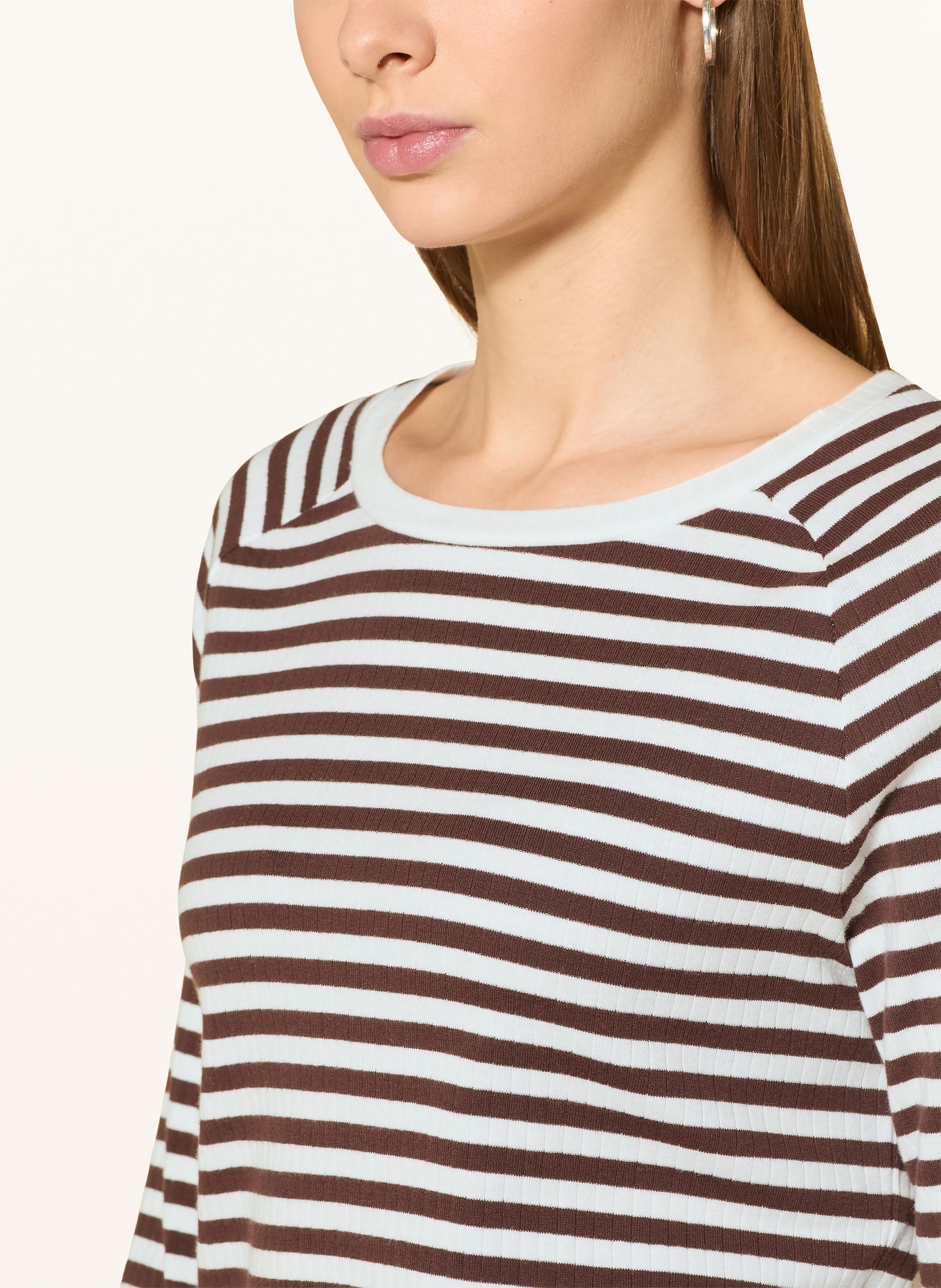 OPUS Dlouhé rukávy SORKA: BÍLÁ / TMAVĚ HNĚDÁ