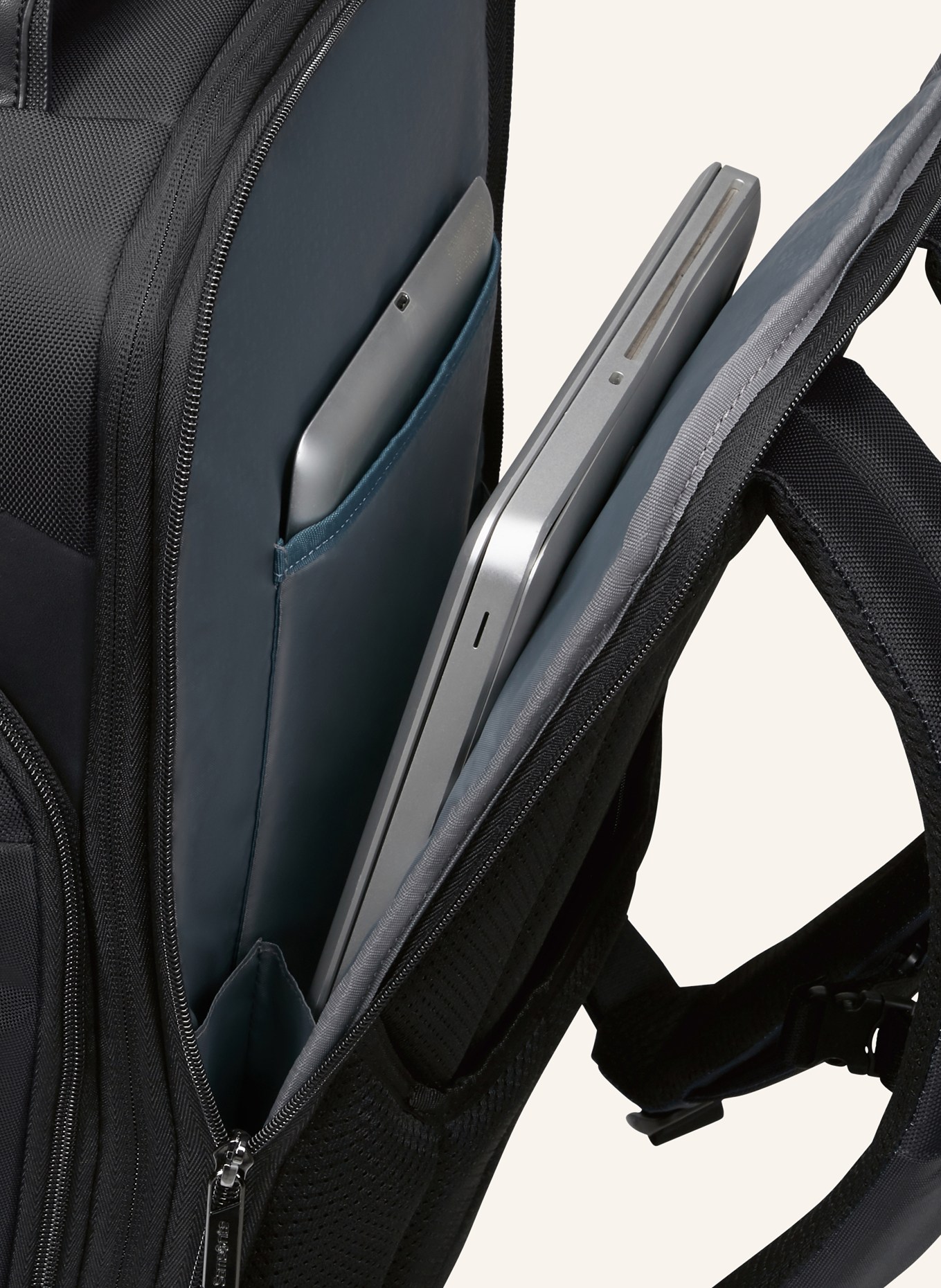 Samsonite Rucksack UNDERSEAT BACKPACK MEDIUM: SCHWARZ