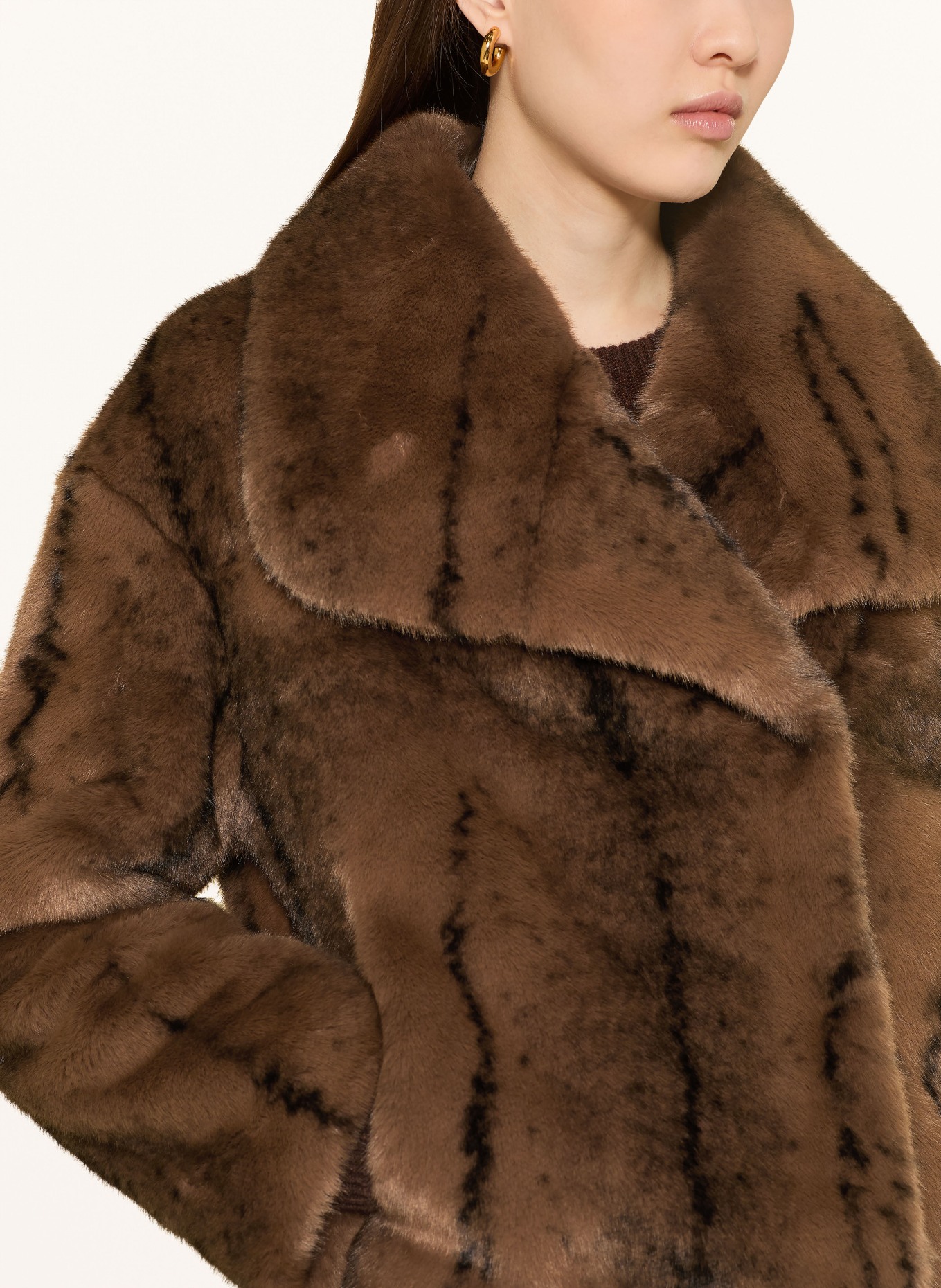 ba&sh Kunstfell-Jacke FOXY: BRAUN / SCHWARZ