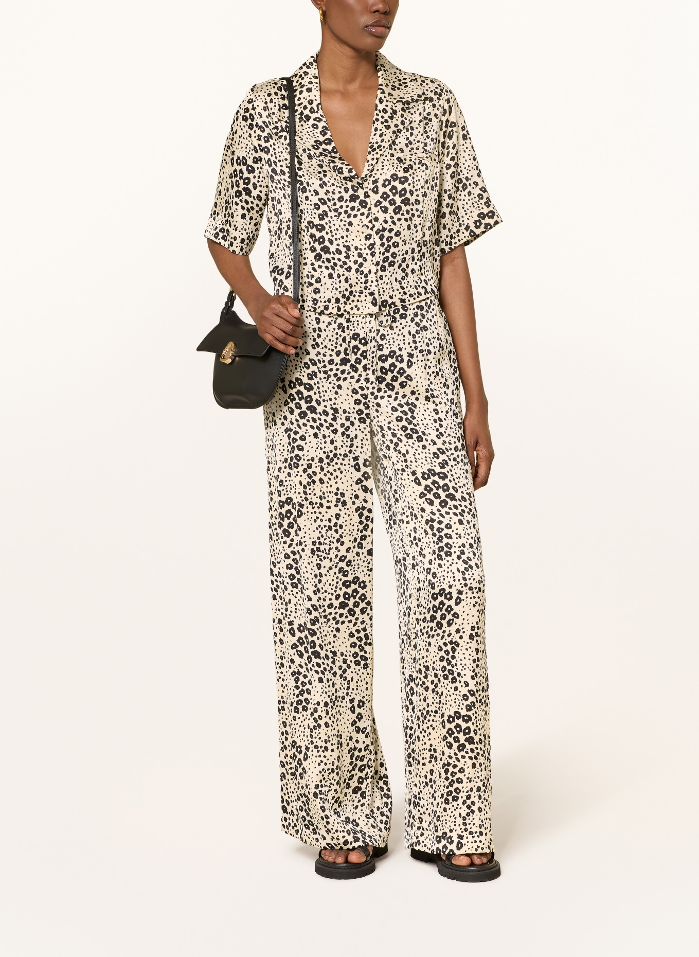 CLAUDIE PIERLOT Spodnie Marlene z satyny: KREMOWY / CZARNY