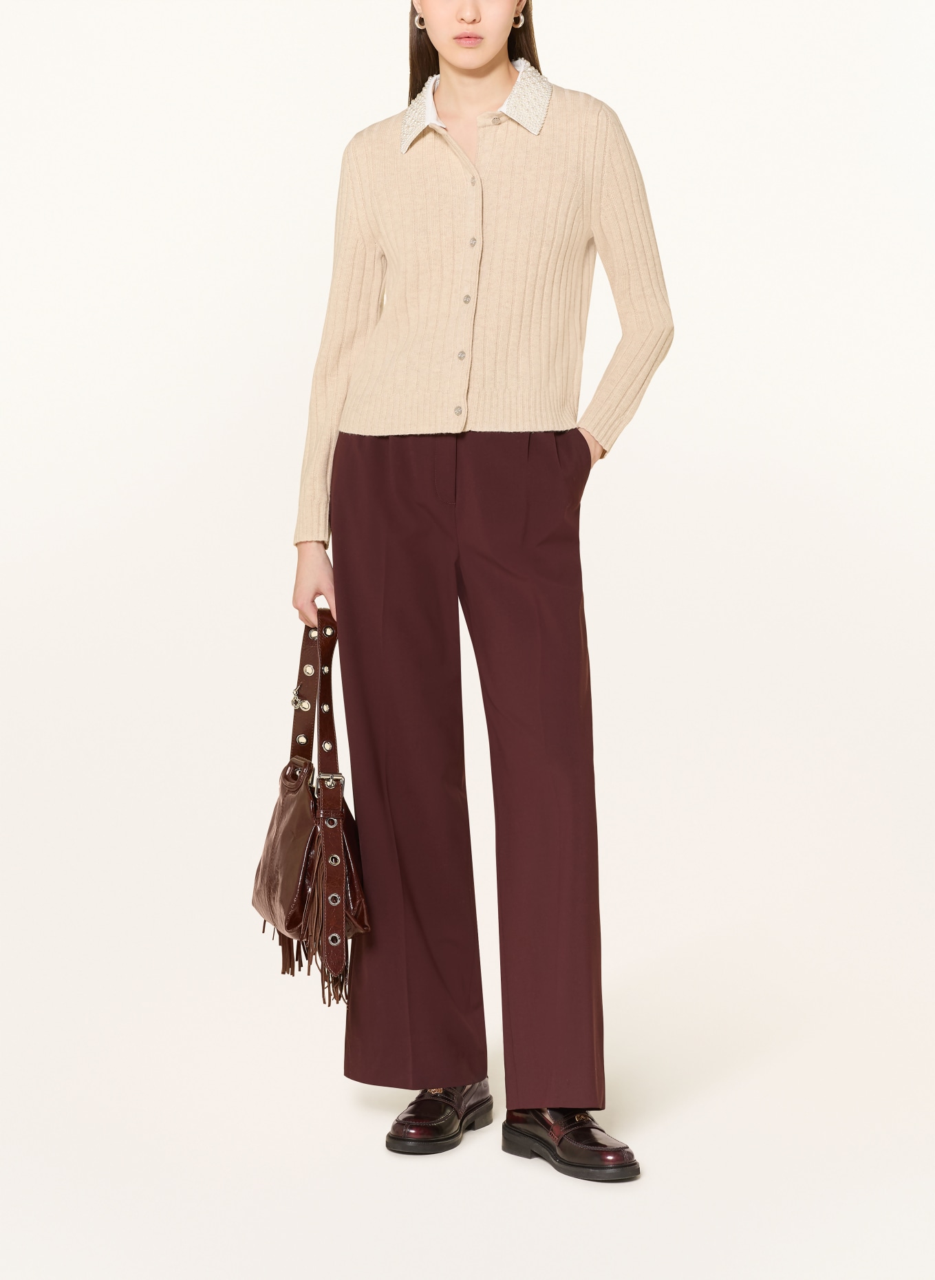 maje Sweter z odpinanym kołnierzem i ozdobnymi perełkami: BEŻOWY