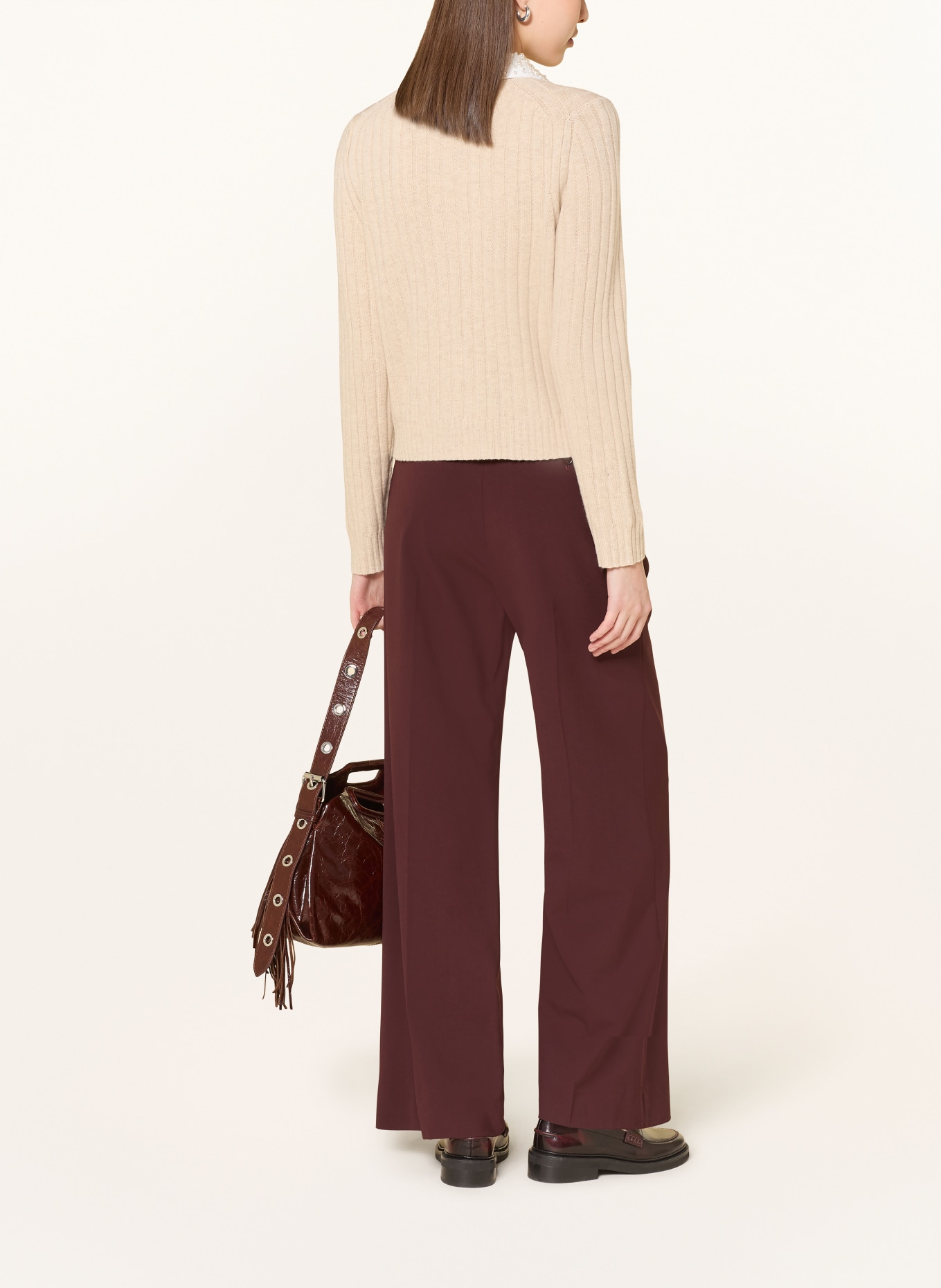 maje Sweter z odpinanym kołnierzem i ozdobnymi perełkami: BEŻOWY