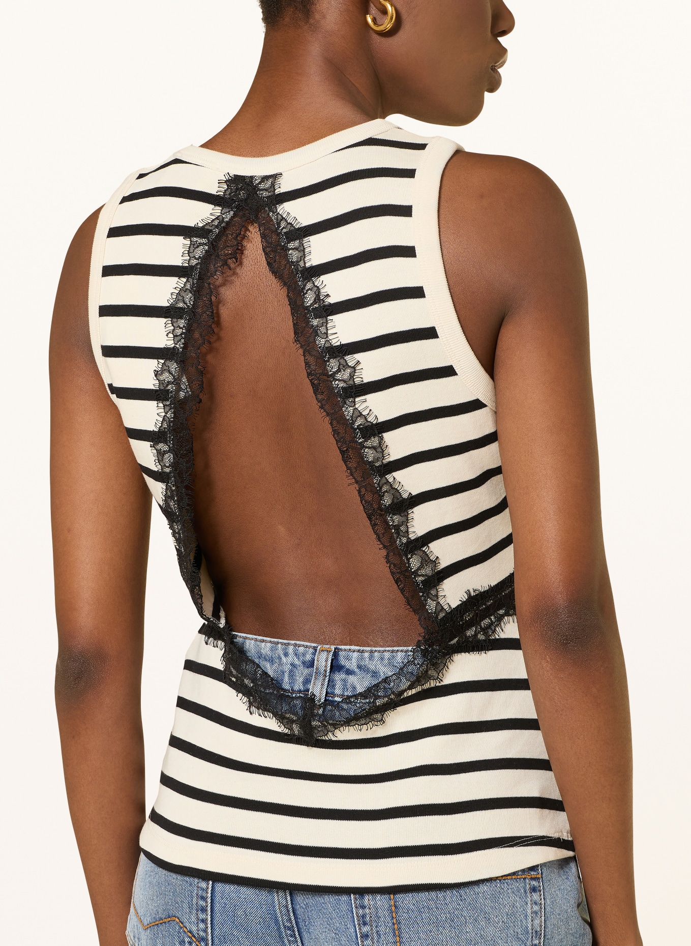 CLAUDIE PIERLOT Top mit Cut-out und Spitze: SCHWARZ / ECRU