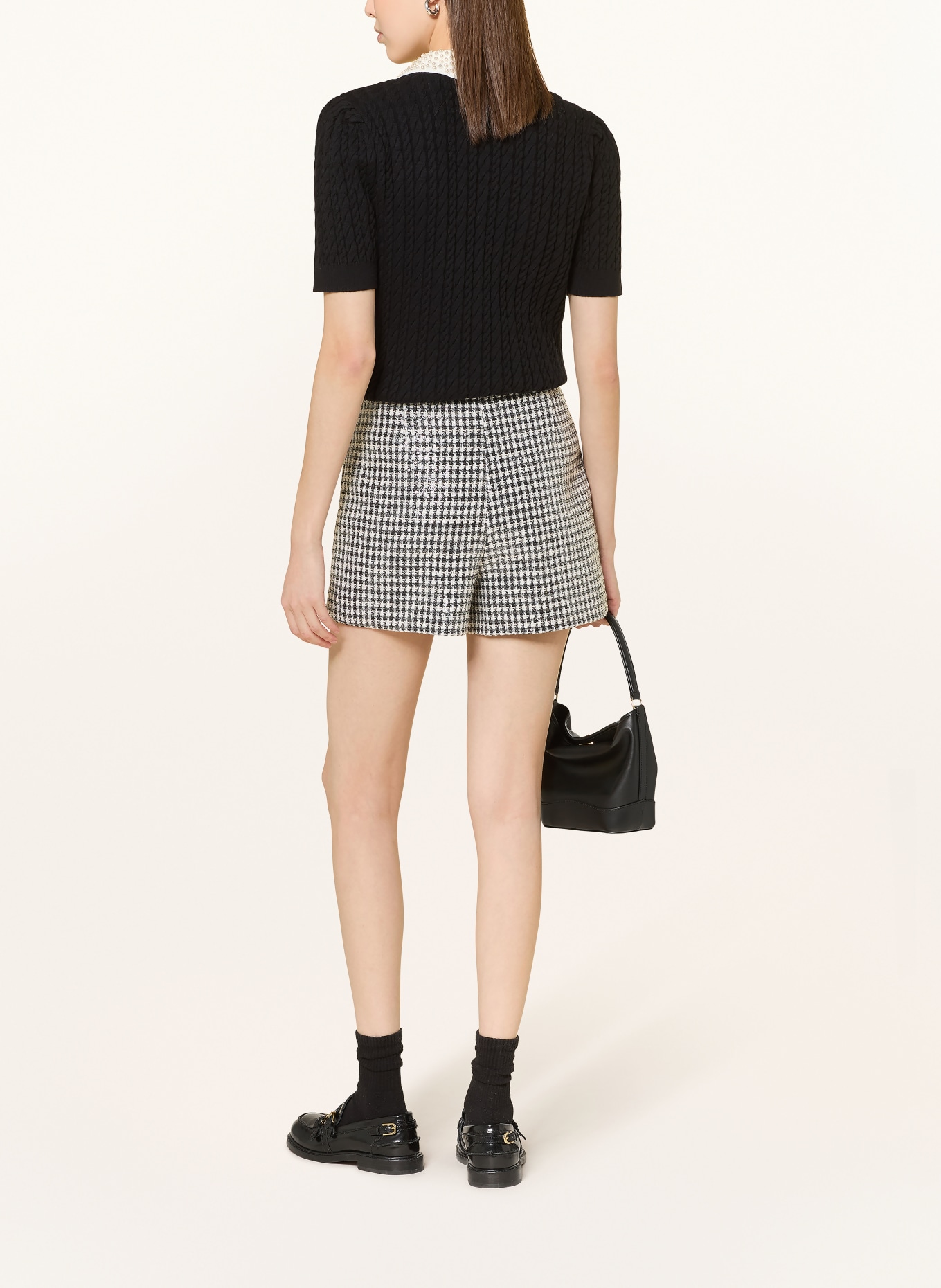 SANDRO Dzianinowa koszulka z odpinanym kołnierzem i ozdobnymi perełkami: CZARNY