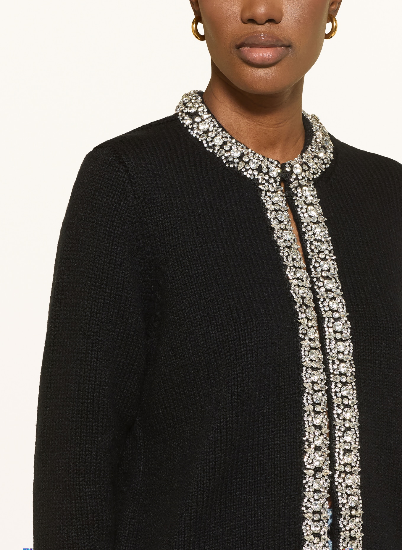 ba&sh Svetr LOUNA s ozdobnými kamínky: ČERNÁ