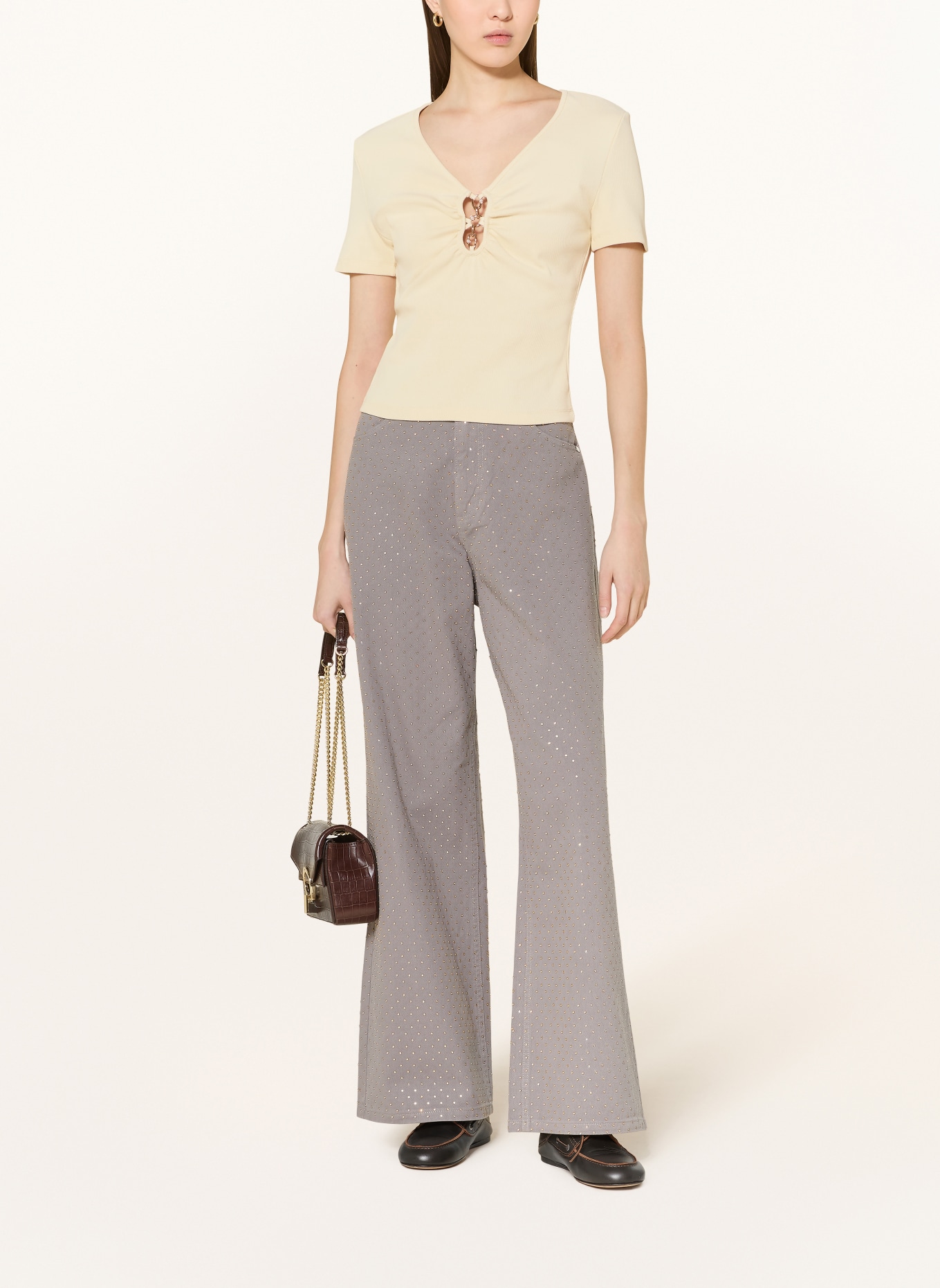 SANDRO T-Shirt mit Cut-out: ECRU