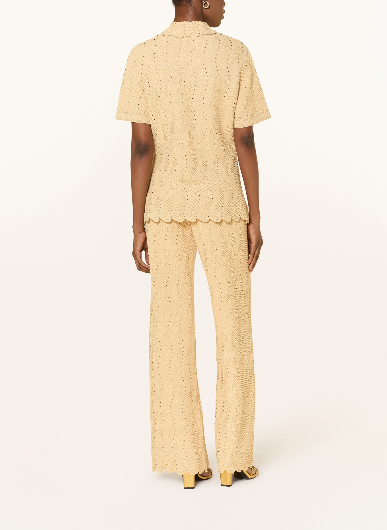 SANDRO Bluzka z dzianiny z błyszczącą przędzą i kamieniami ozdobnymi: ZŁOTY