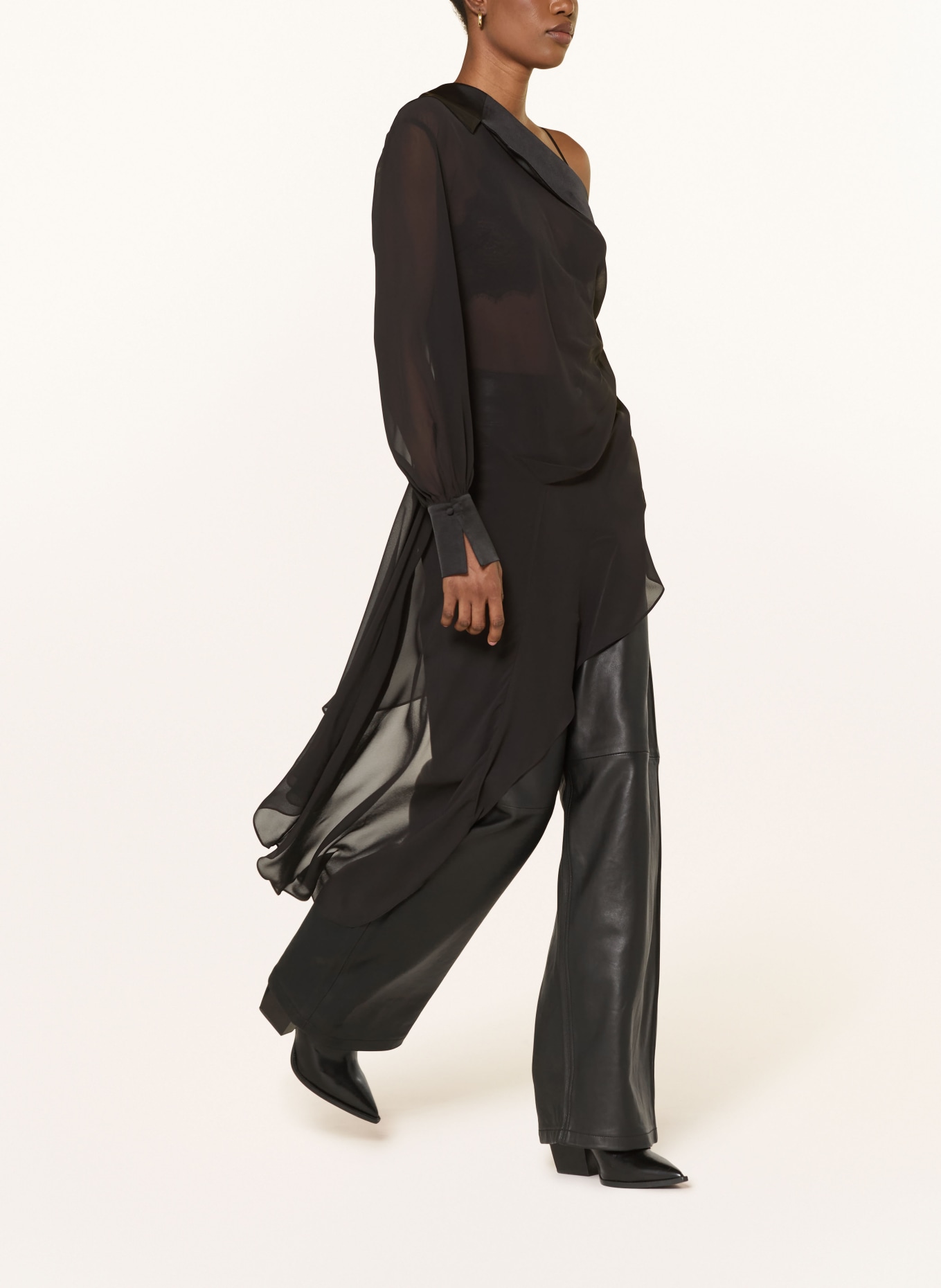 ALLSAINTS Jednoramenné top ANAYA: ČERNÁ