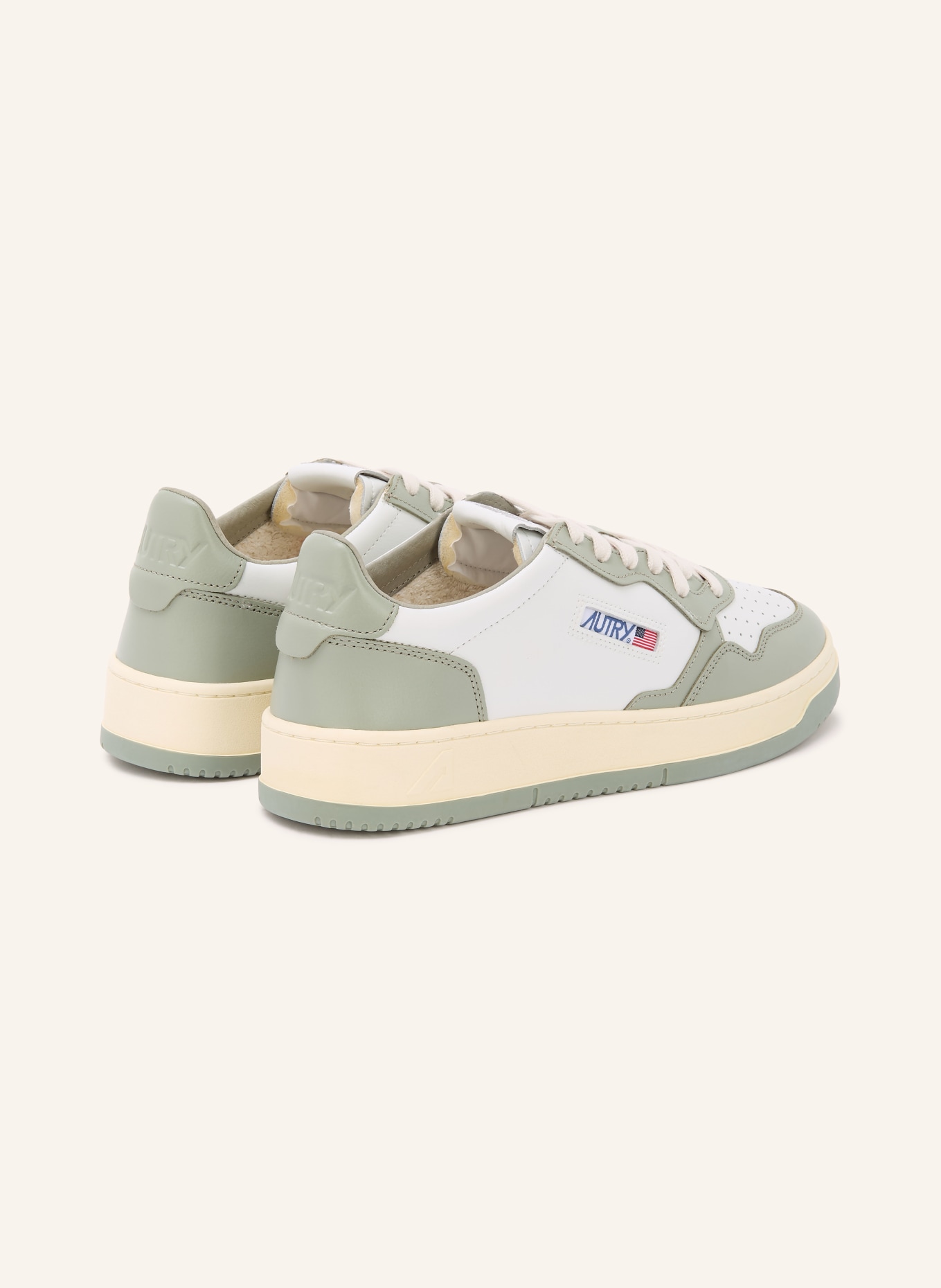 AUTRY Sneaker MEDALIST LOW: OLIV / WEISS