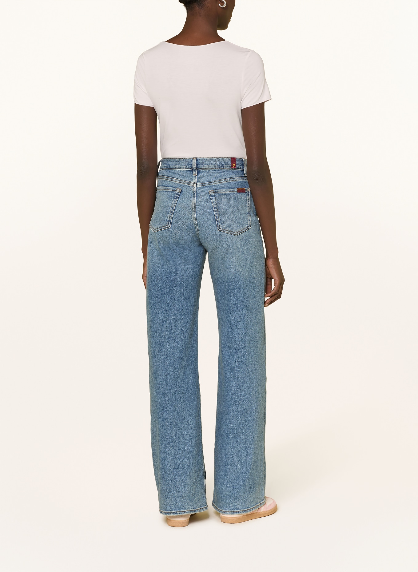 MAJESTIC FILATURES T-Shirt: HELLROSA