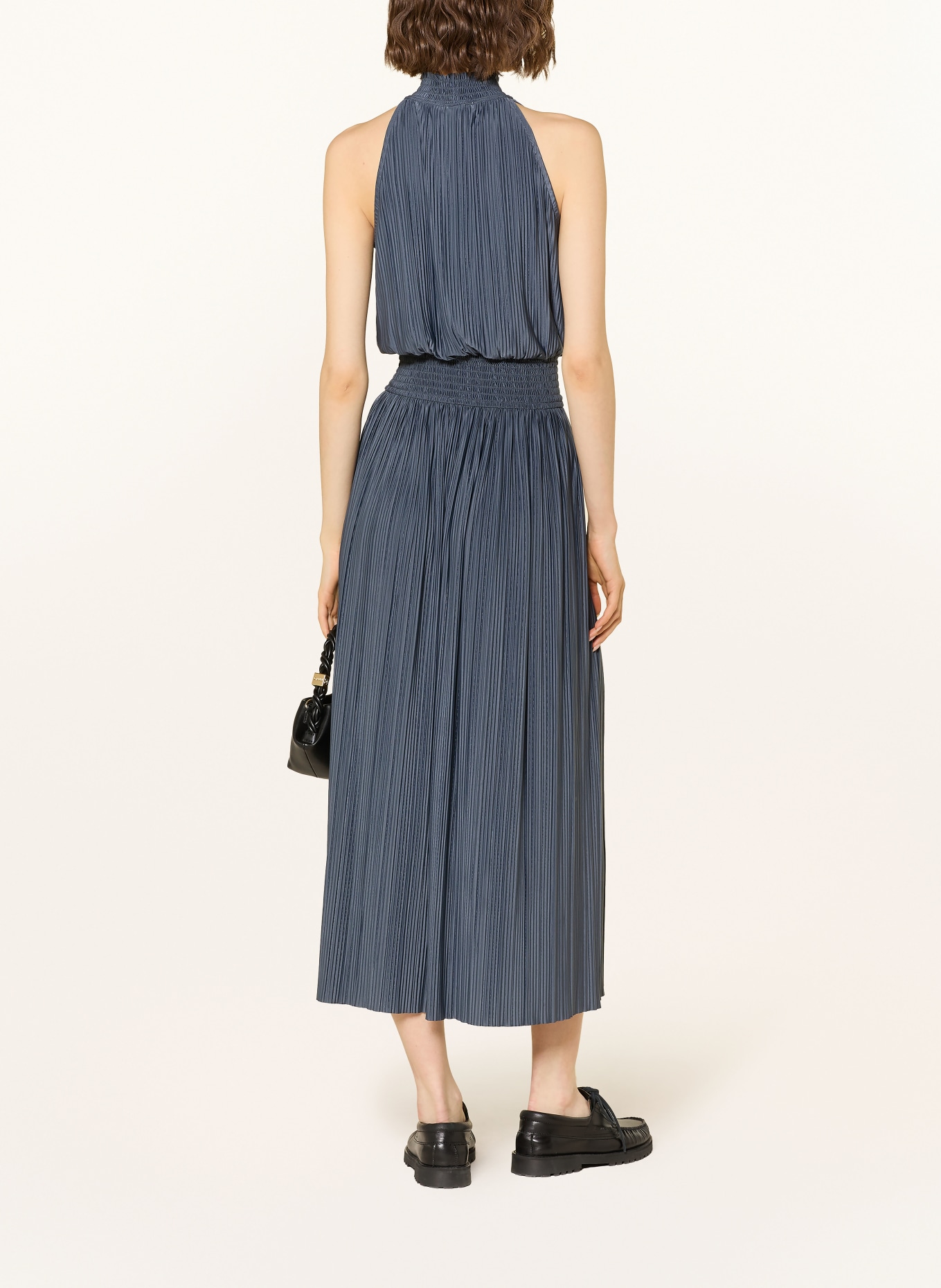 SAMSØE  SAMSØE Plisseekleid UMA: BLAU