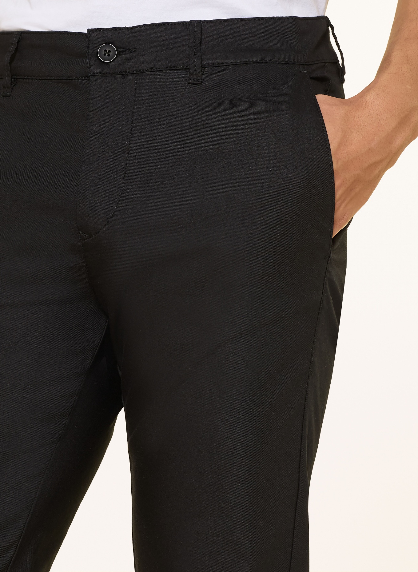 MAC Chino GRIFFIN Tapered Fit: SCHWARZ