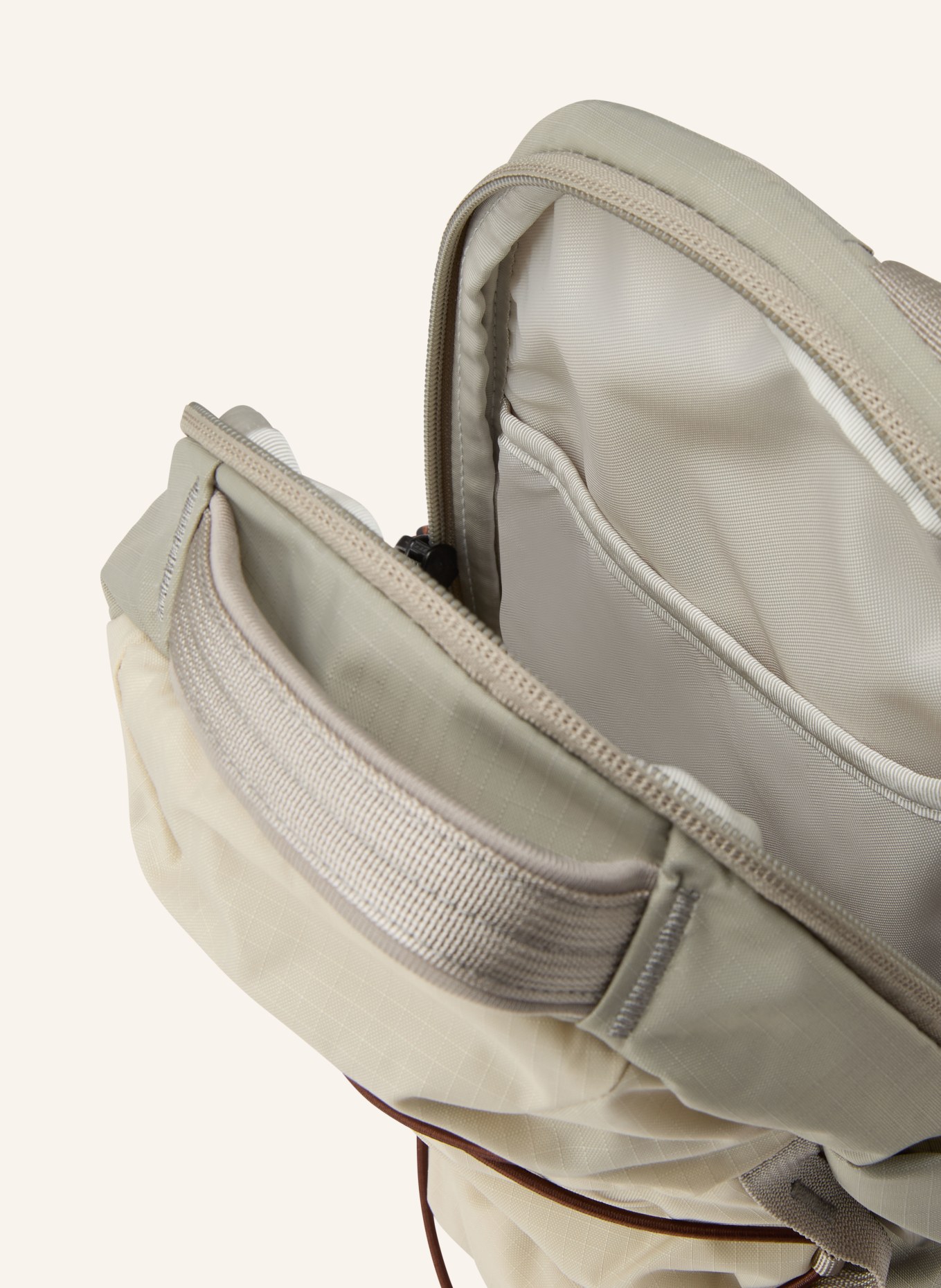 THE NORTH FACE Schultertasche BOREALIS SLING: GRAU / HELLGRAU