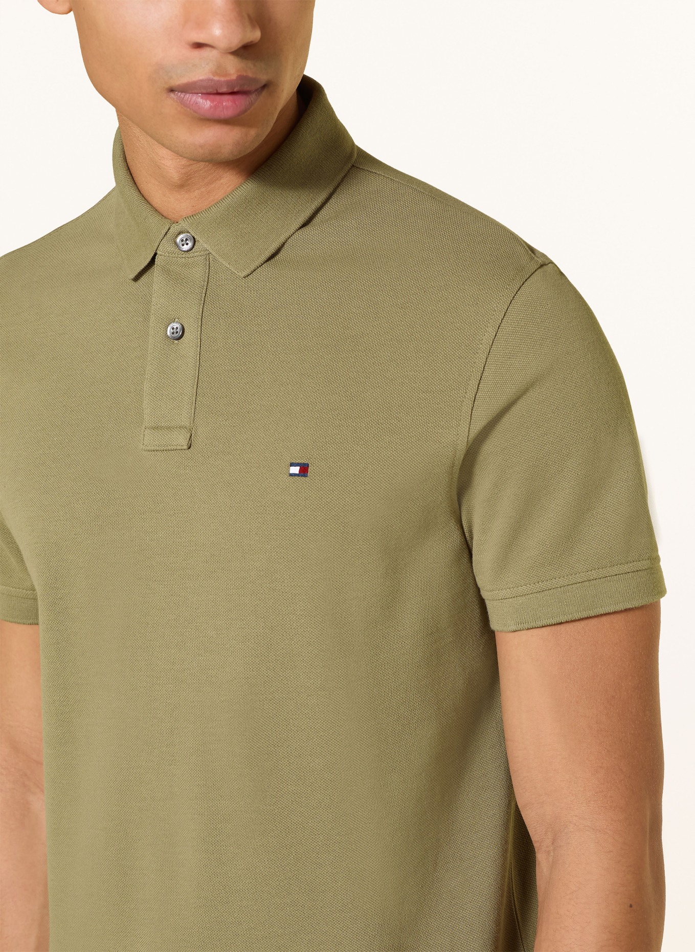 TOMMY HILFIGER Piqué-Poloshirt Regular Fit: OLIV