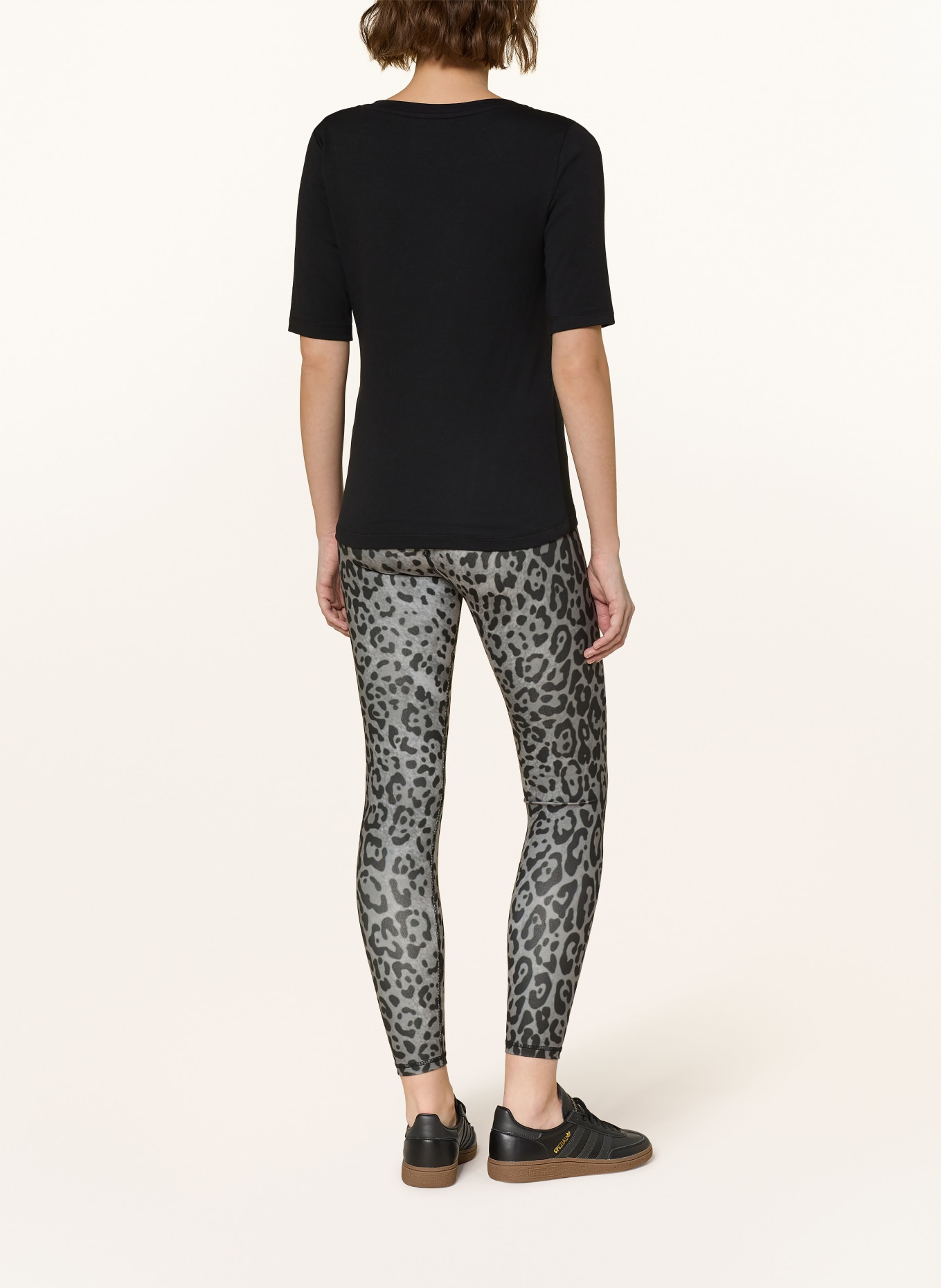 Juvia T-Shirt LOVINA: SCHWARZ