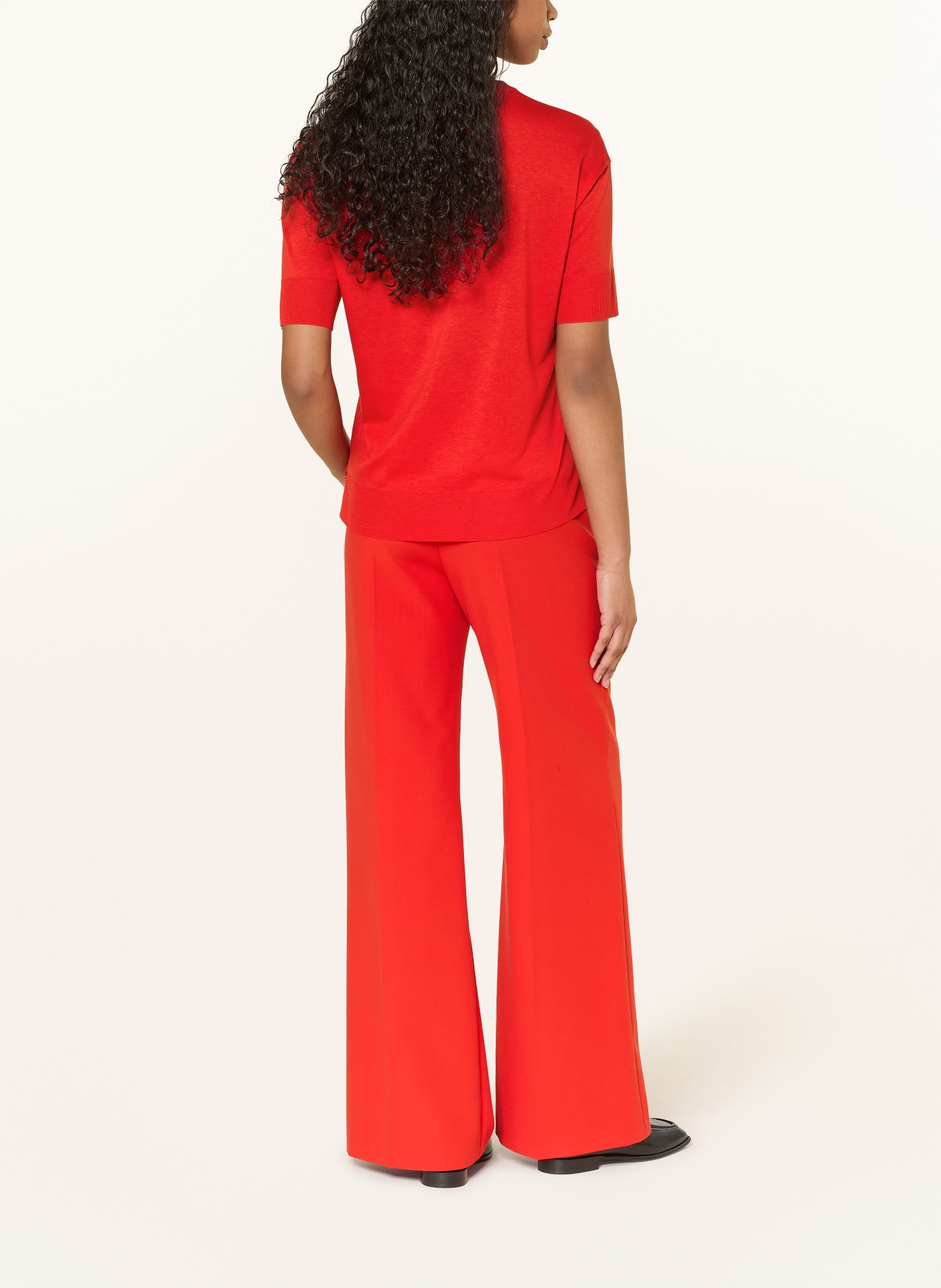 windsor. Tričko: ČERVENÁ