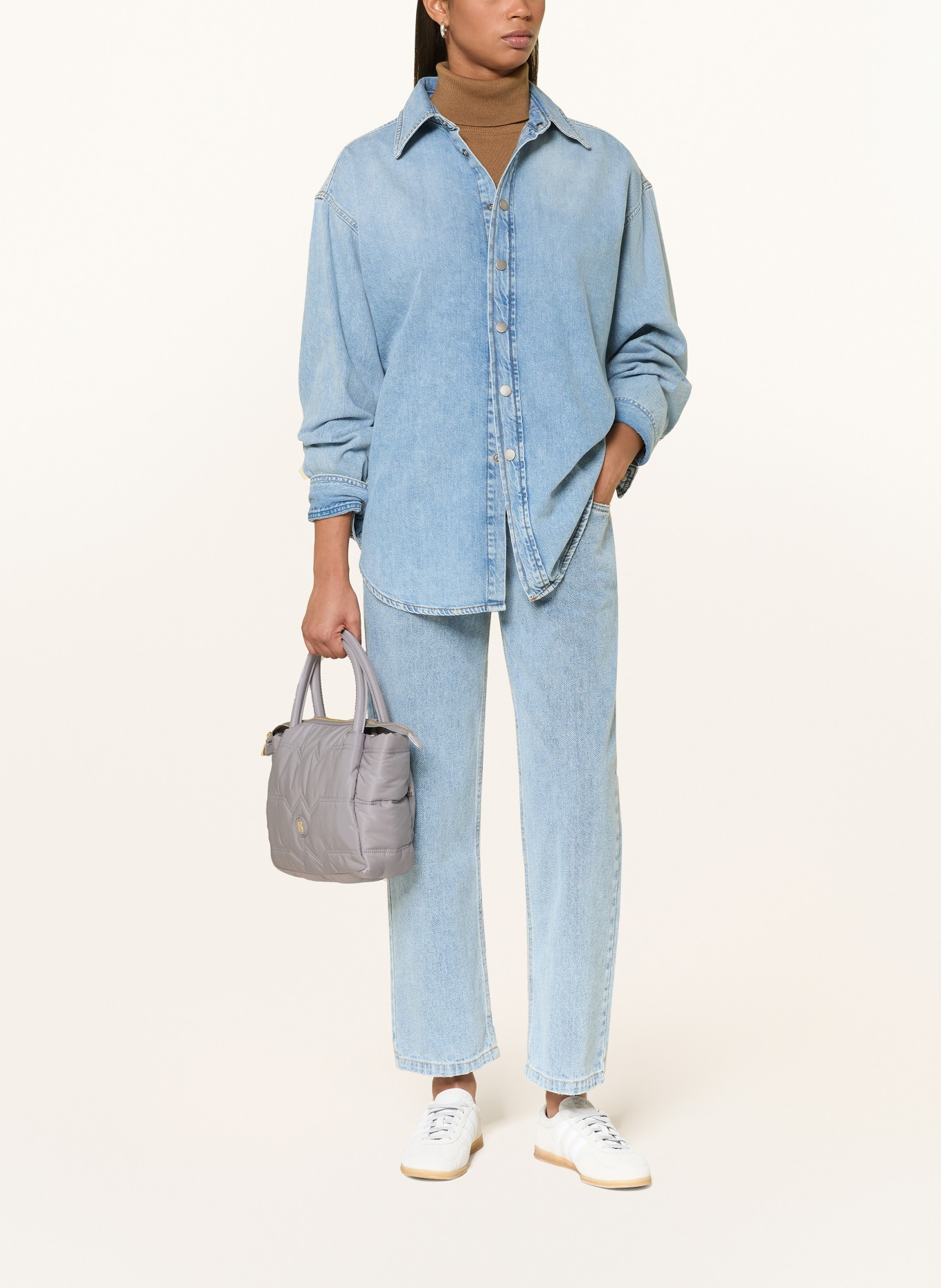 BOGNER Sac à main WALLIS TESSUTO: GRIS CLAIR