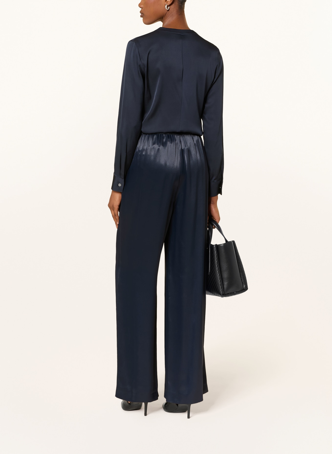 BOSS Seidenbluse BANORAH: DUNKELBLAU