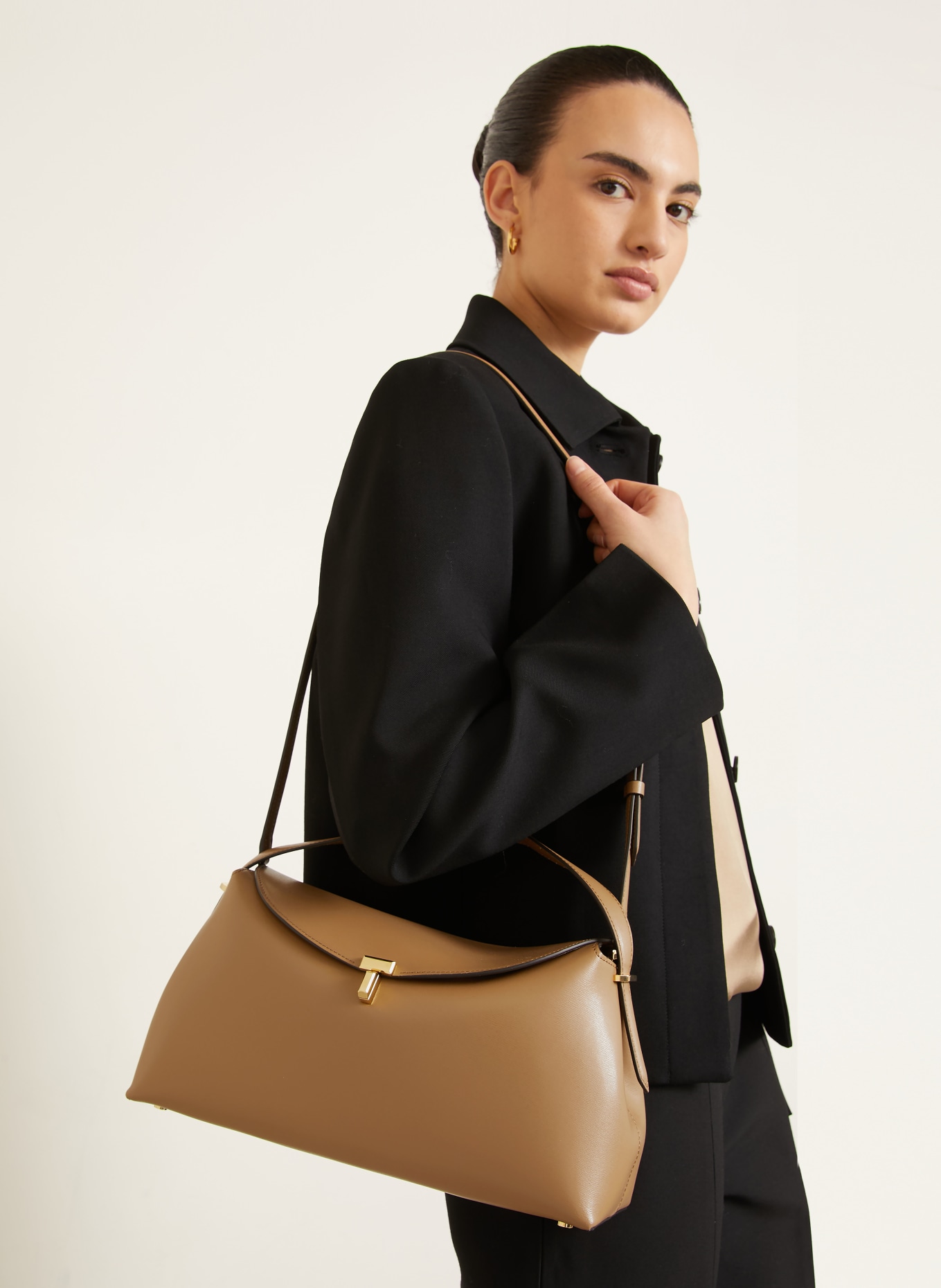 TOTEME Sac à main T-LOCK: CHAMEAU