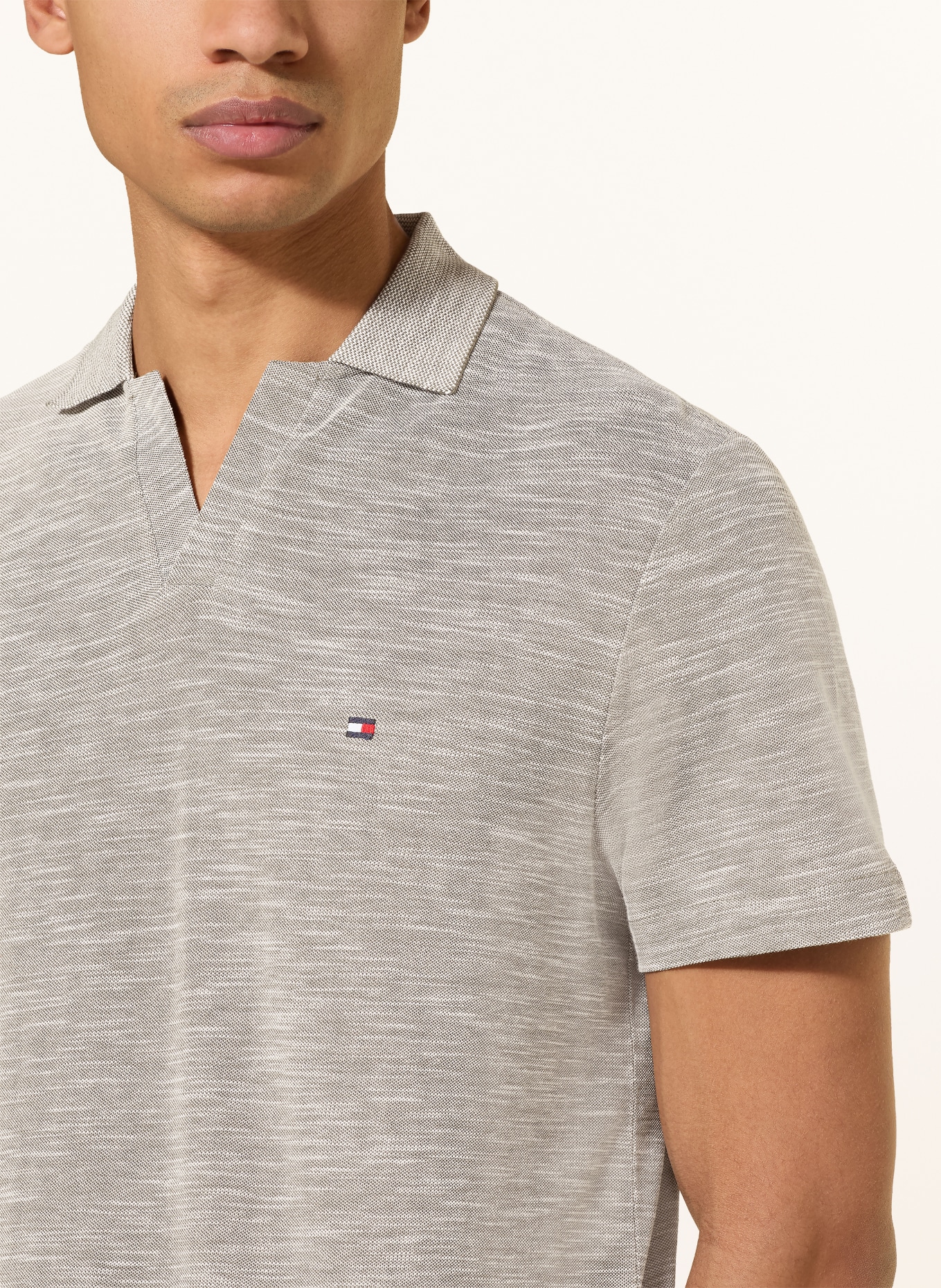 TOMMY HILFIGER Piqué-Poloshirt: DUNKELGRÜN / WEISS