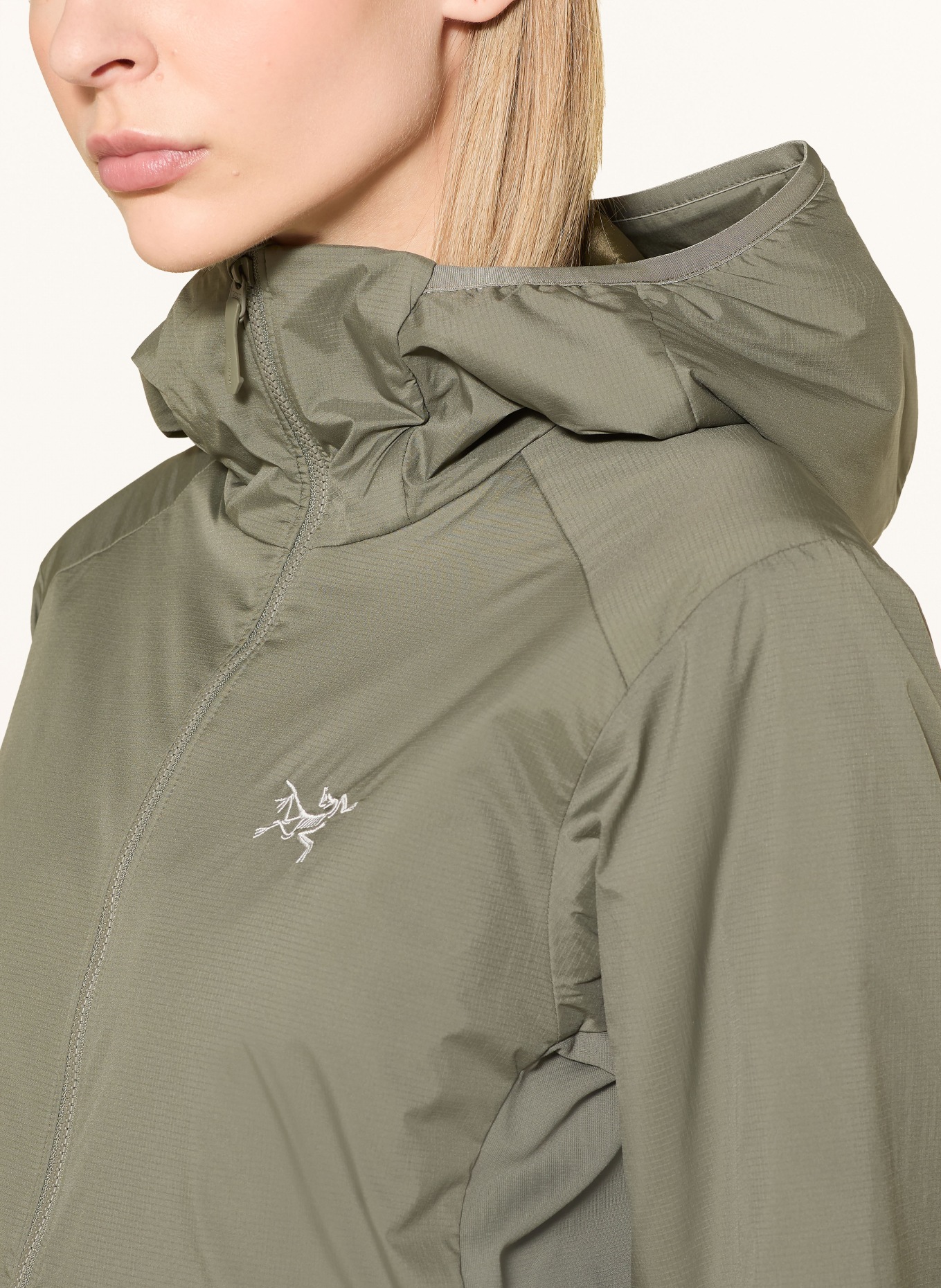 ARC'TERYX Funktionsjacke ATOM HOODY: OLIV