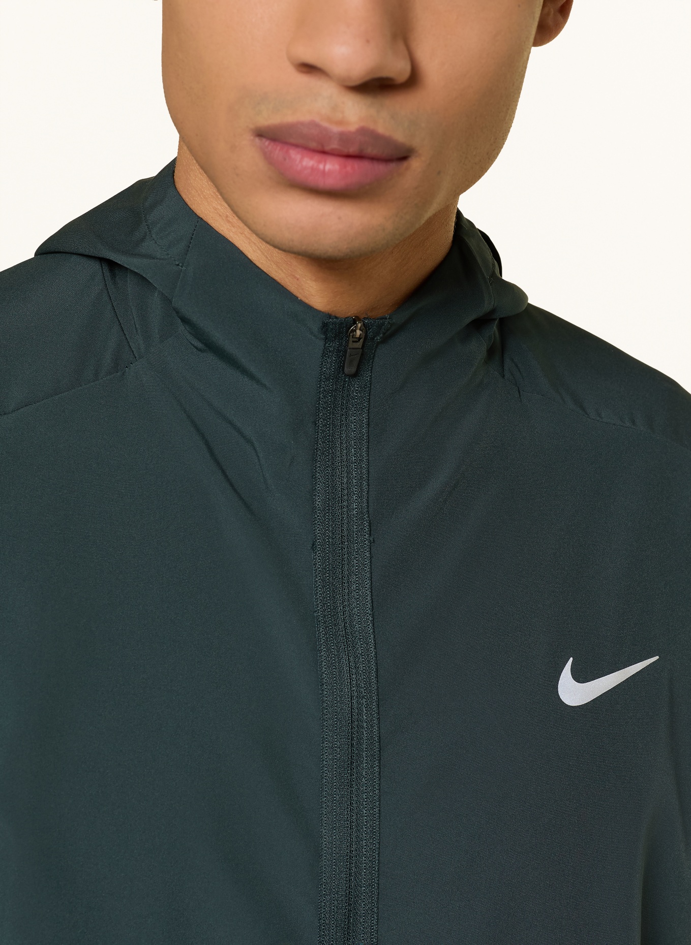 Nike Trainingsjacke FORM: DUNKELGRÜN