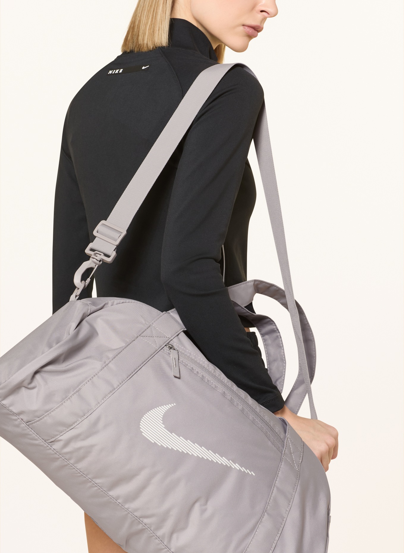 Nike Sporttasche GYM CLUB 24 l: GRAU