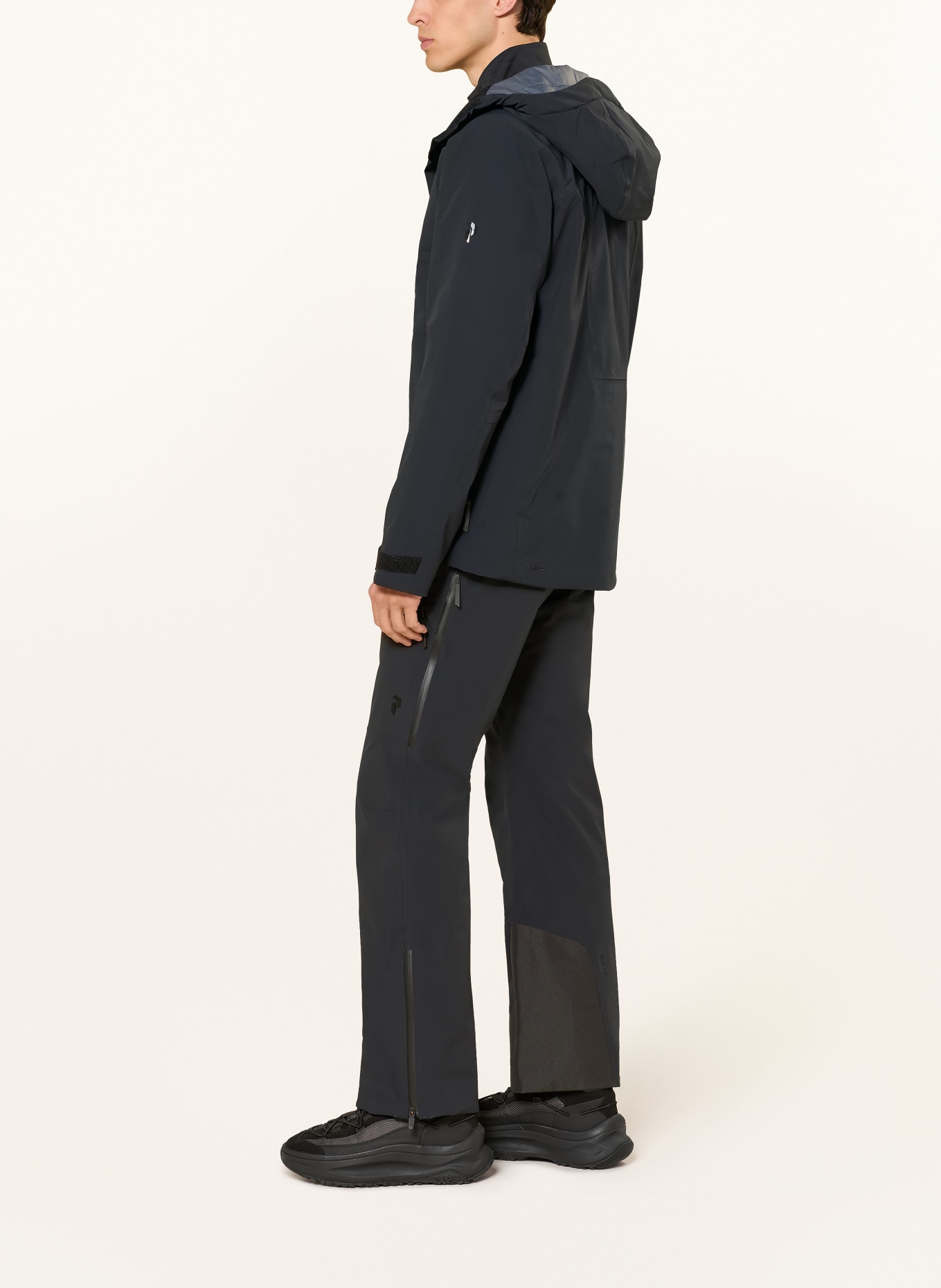 Peak Performance Skijacke WHITELIGHT APX HIPE®: SCHWARZ