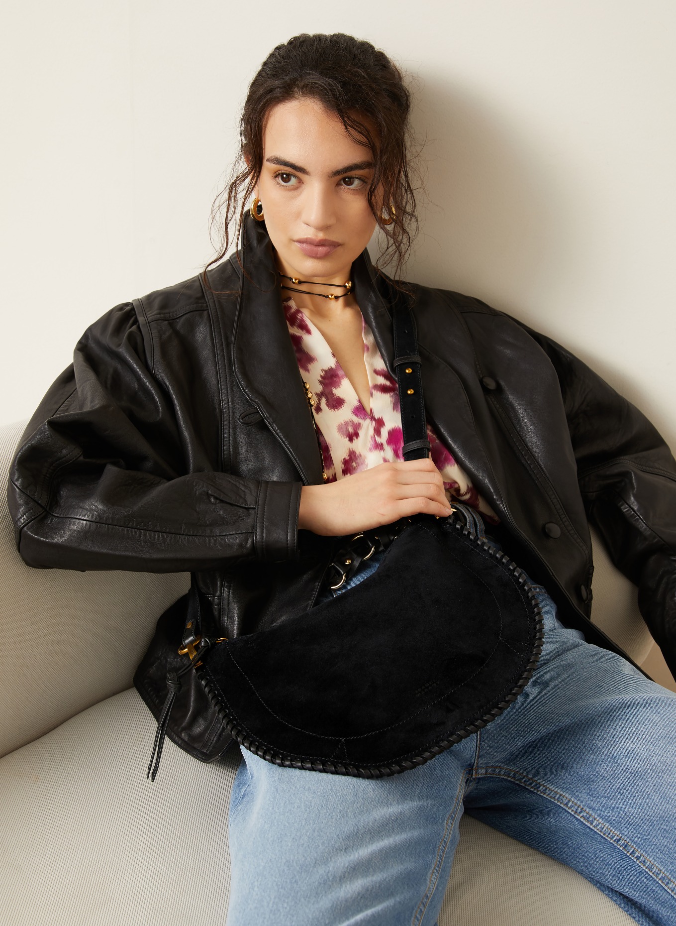 ISABEL MARANT Schoudertas OSKAN: ZWART / GOUD