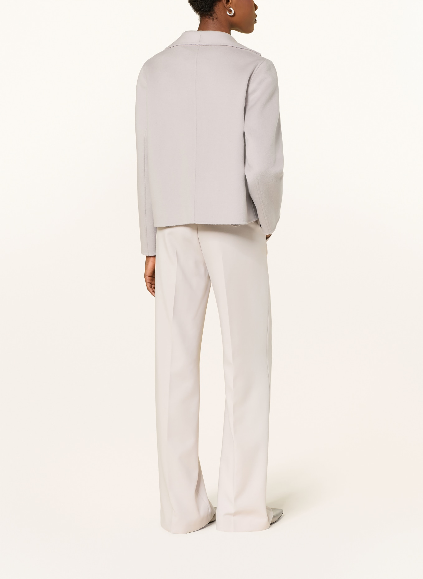 windsor. Jacke: HELLGRAU