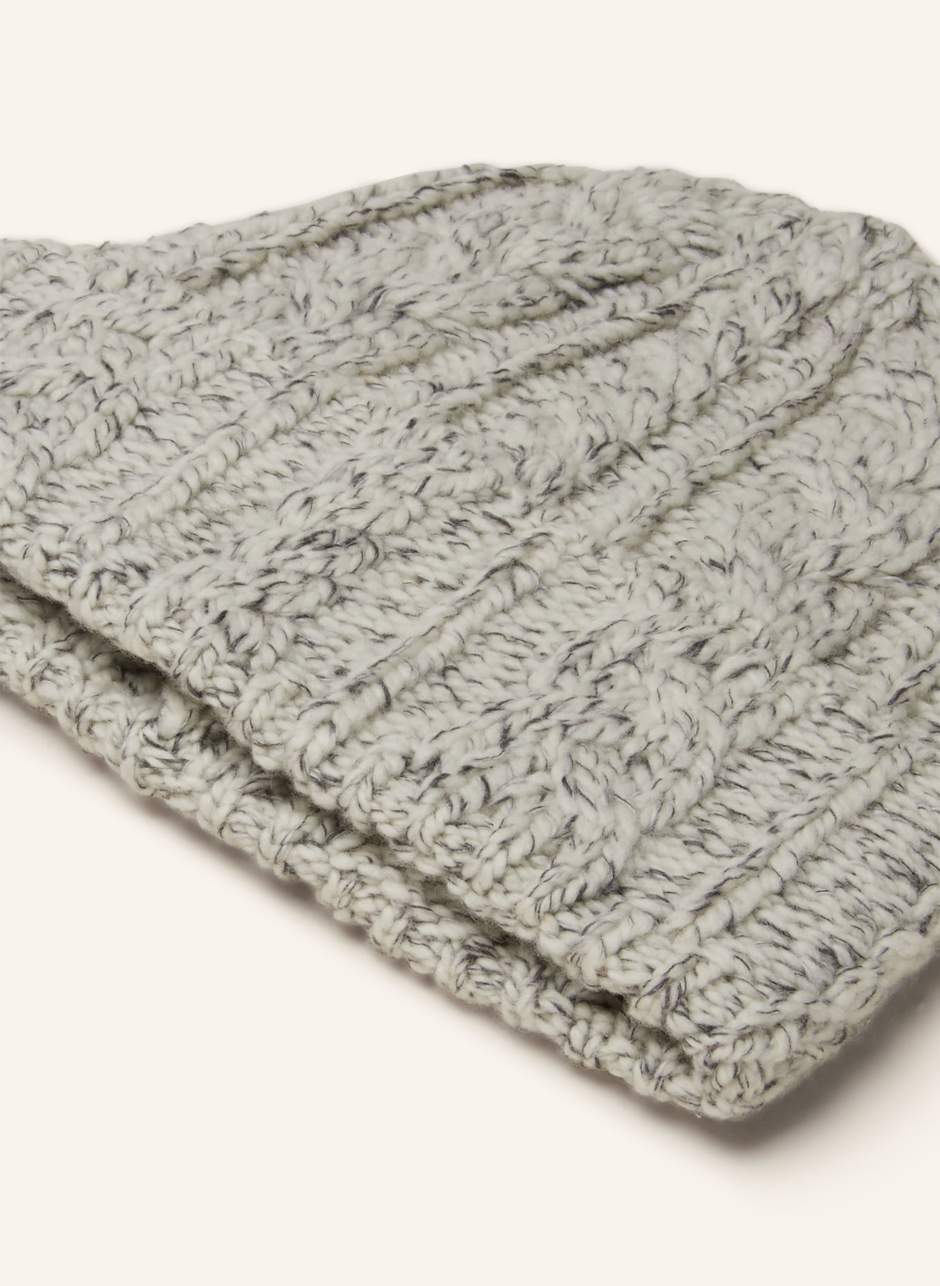 CLOSED Mütze: CREME / HELLGRAU