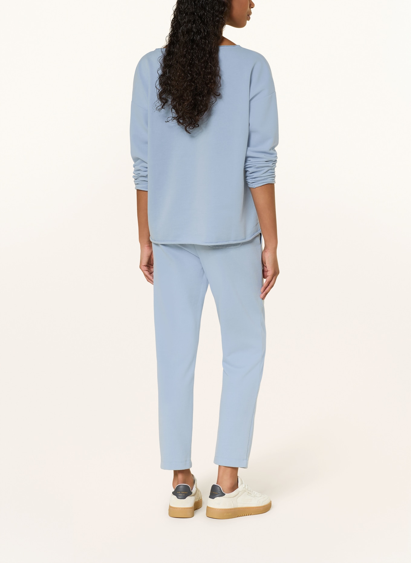 Juvia STINA sweatpants: LIGHT BLUE