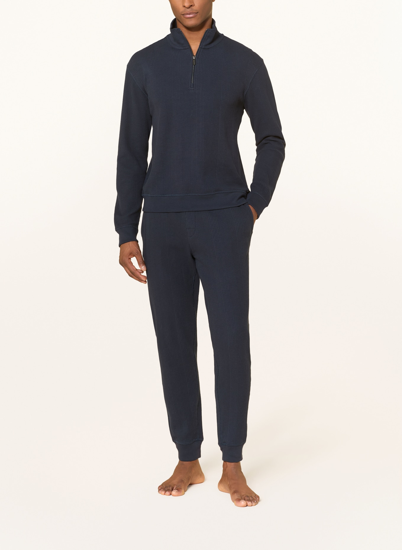 BOSS Pohodlný domácí svetr STRUCTURE: TMAVĚ MODRÁ