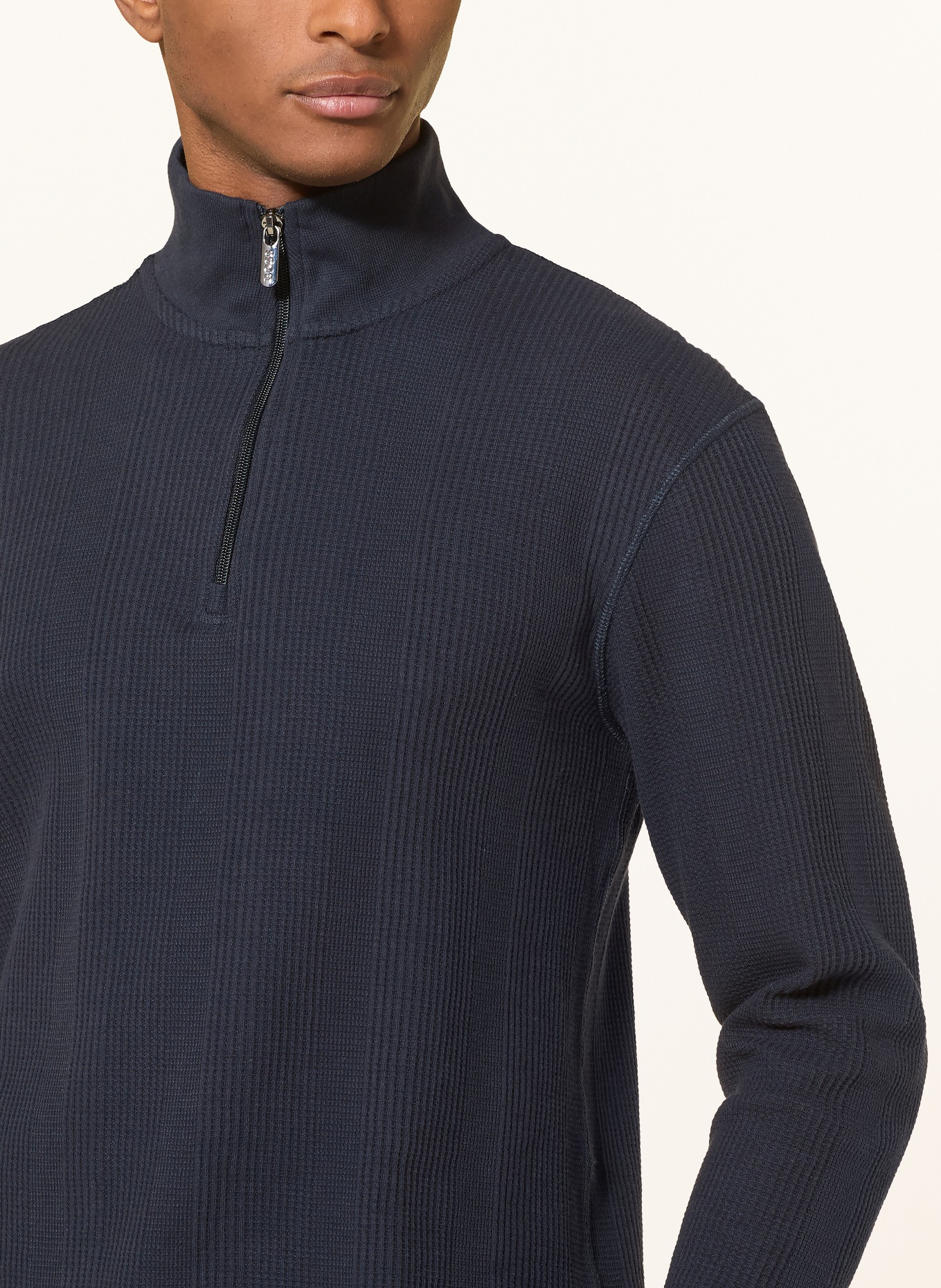 BOSS Pohodlný domácí svetr STRUCTURE: TMAVĚ MODRÁ