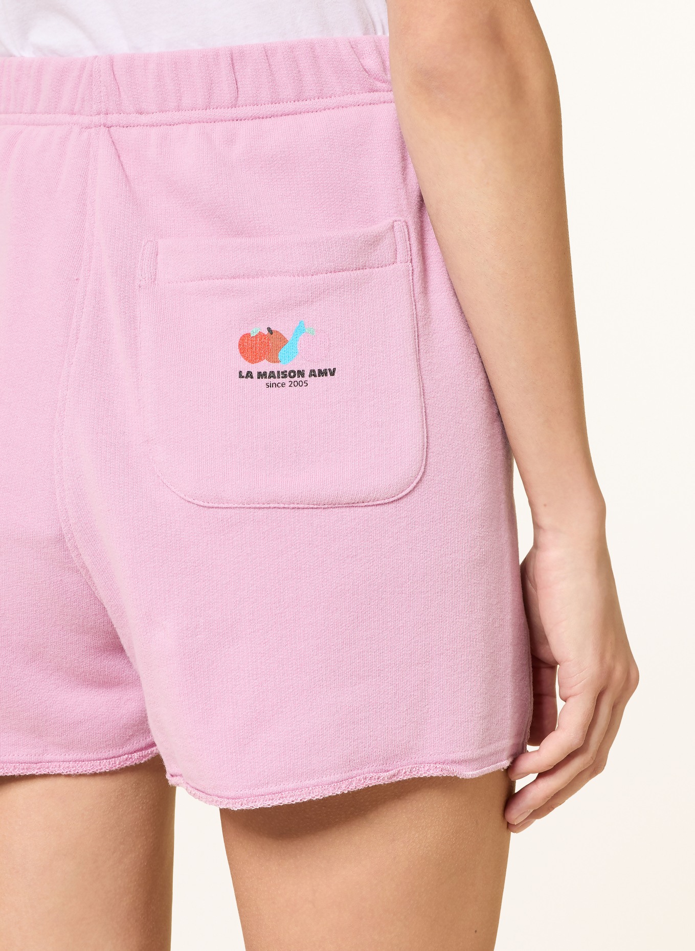 American Vintage Sweatshorts ATUBAY: HELLLILA