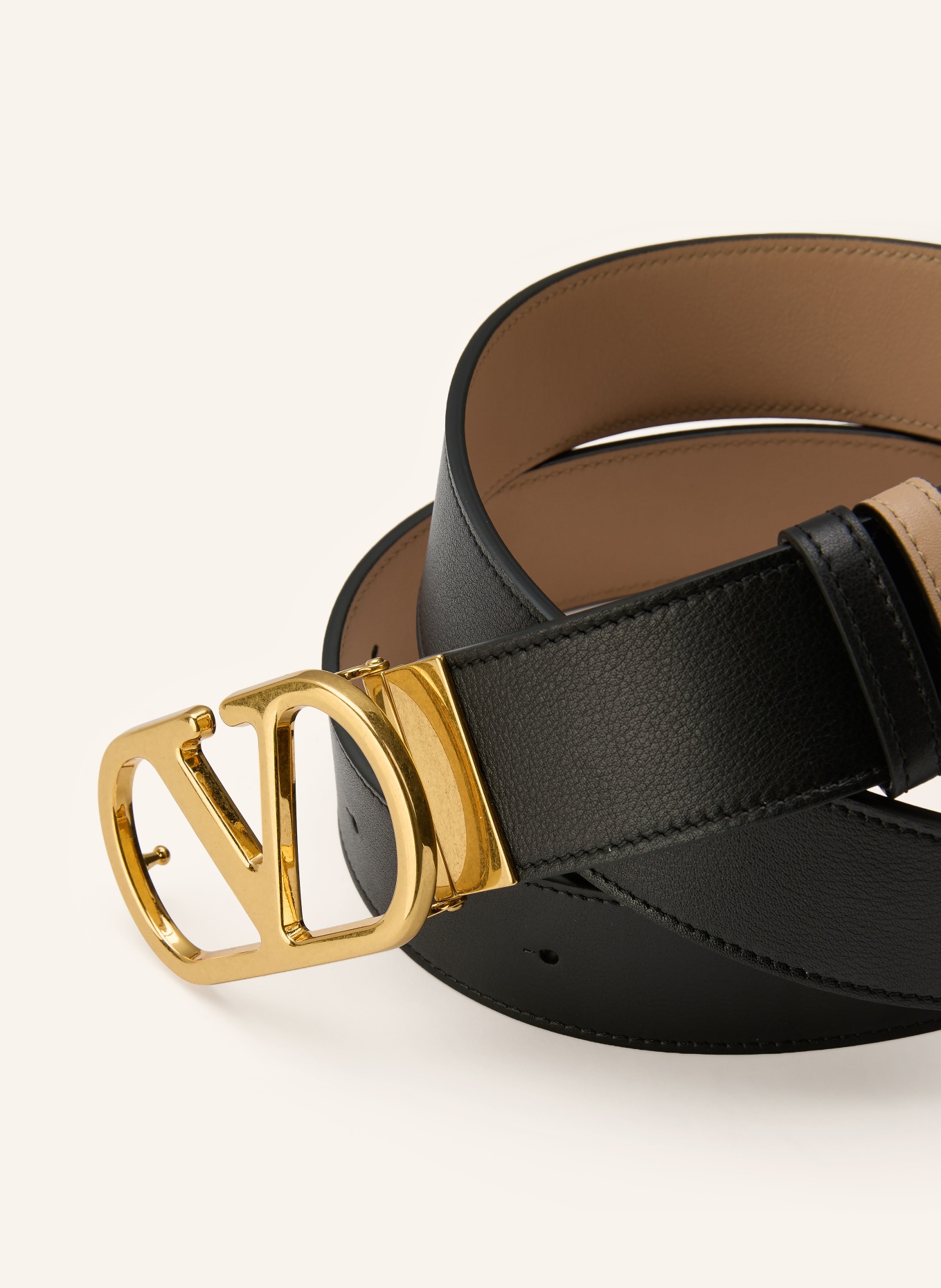 VALENTINO GARAVANI Lederen riem VLOGO SIGNATURE omkeerbaar: ZWART / GOUD / BEIGE