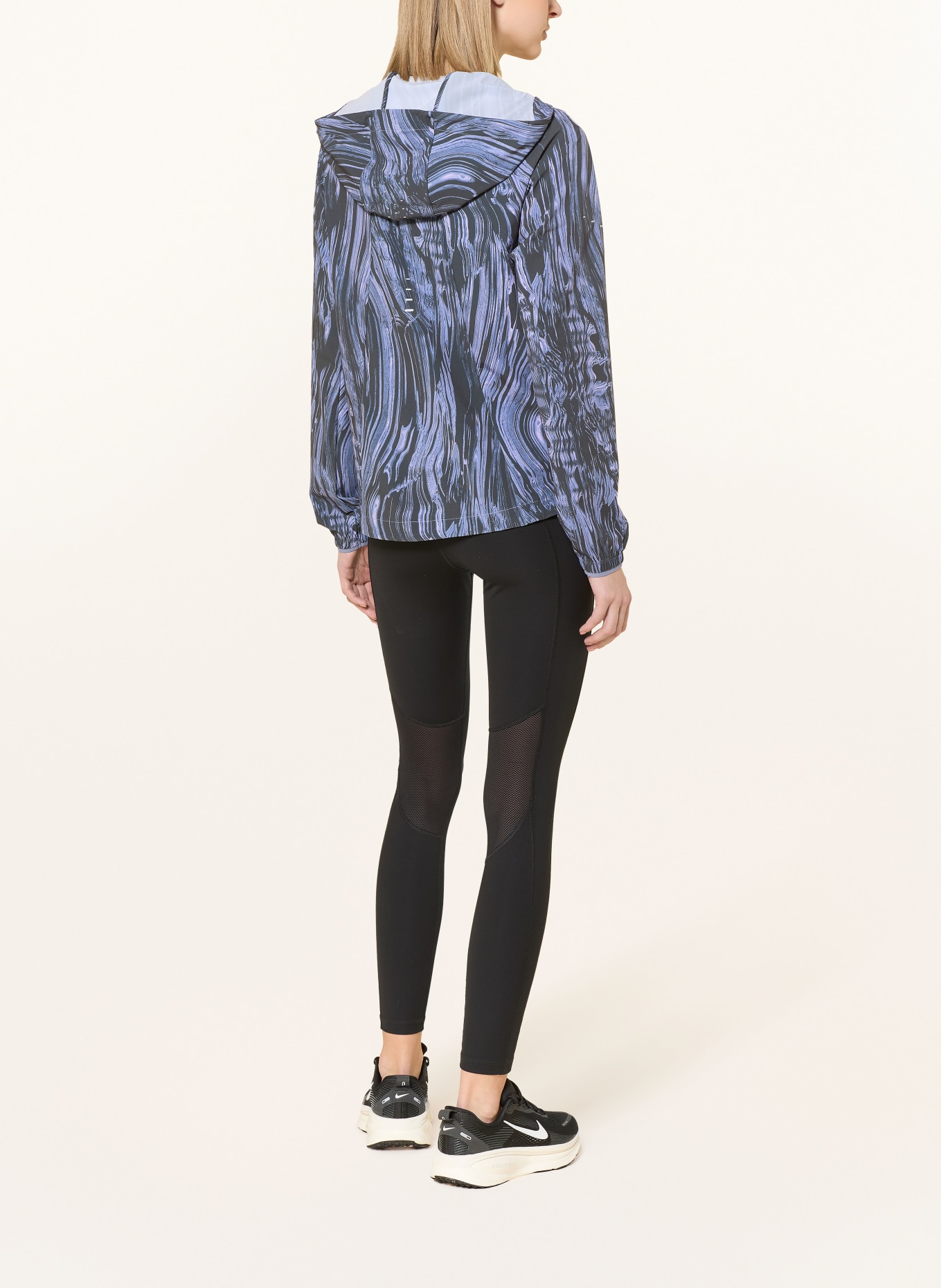 Nike SWIFT running jacket: BLACK / PURPLE