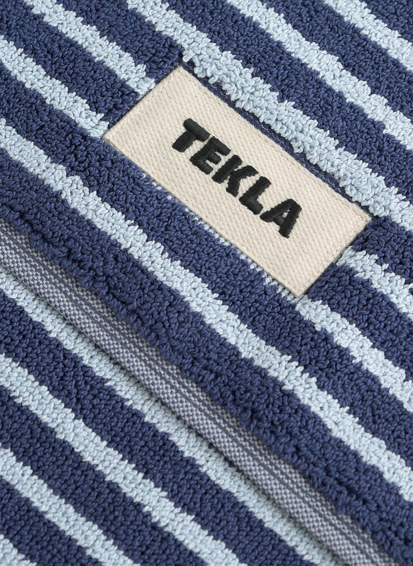 TEKLA badmat: BLAUWGRIJS / WIT