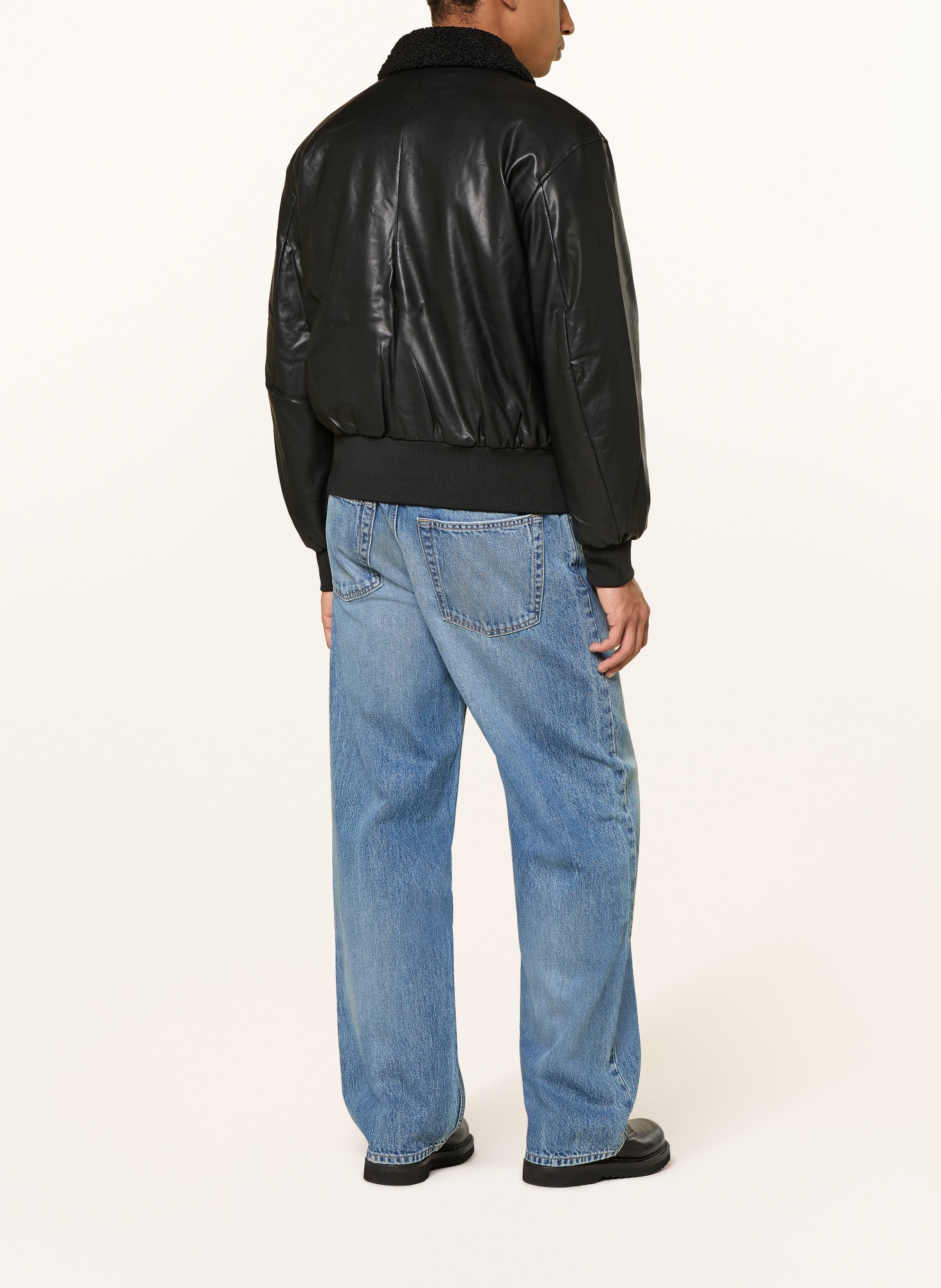 Calvin Klein Jeans Blouson in Lederoptik mit Kunstfell: SCHWARZ